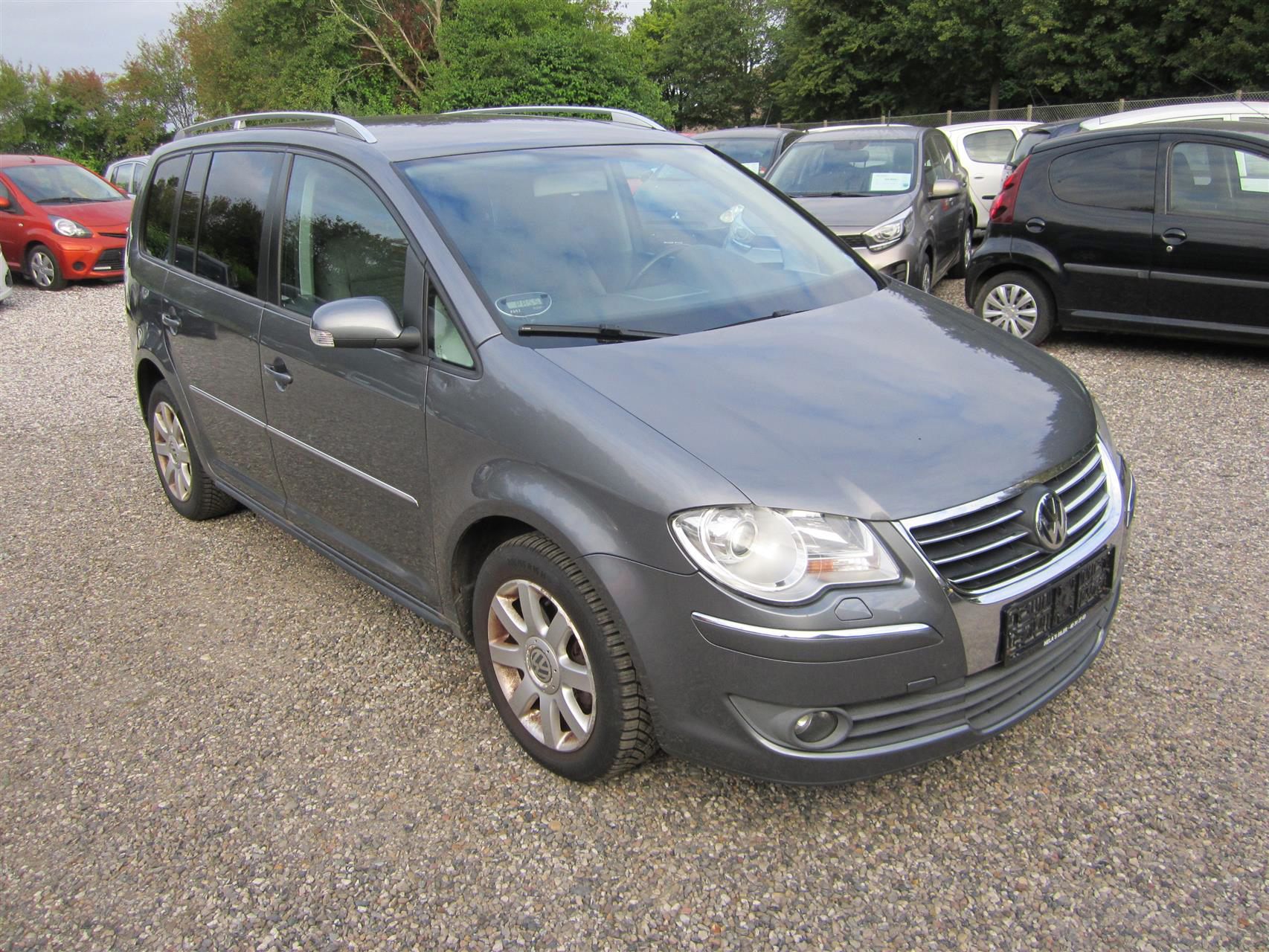 Billede af VW Touran 2,0 TDI Highline DSG 140HK 6g Aut.
