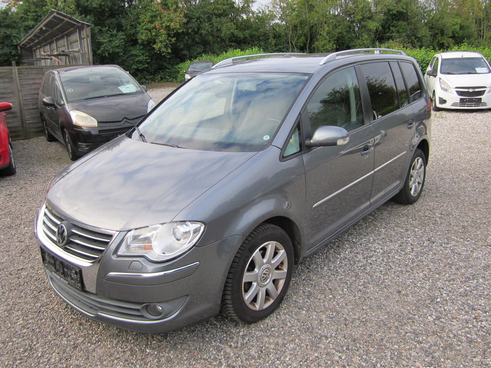 Billede af VW Touran 2,0 TDI Highline DSG 140HK 6g Aut.