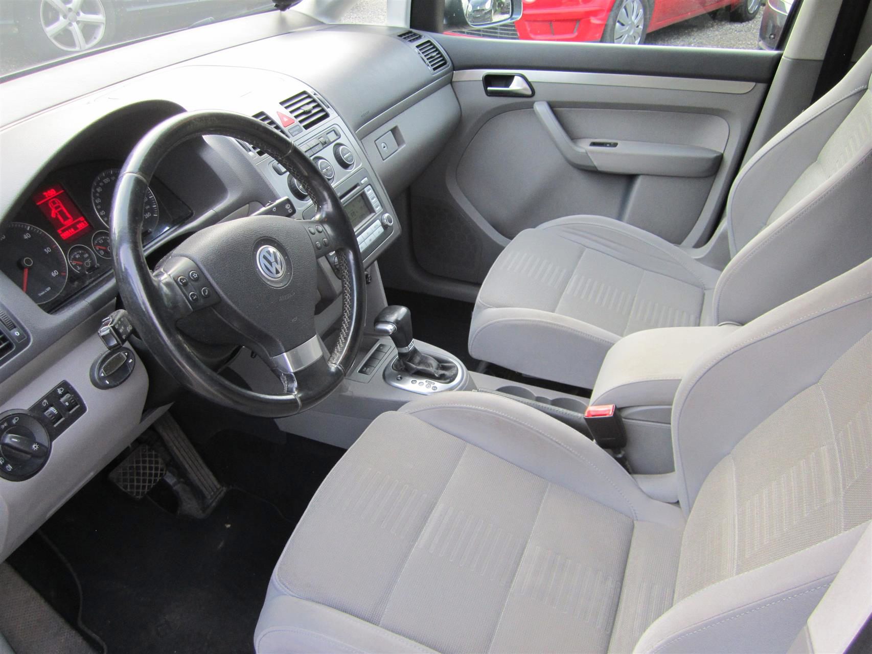 Billede af VW Touran 2,0 TDI Highline DSG 140HK 6g Aut.