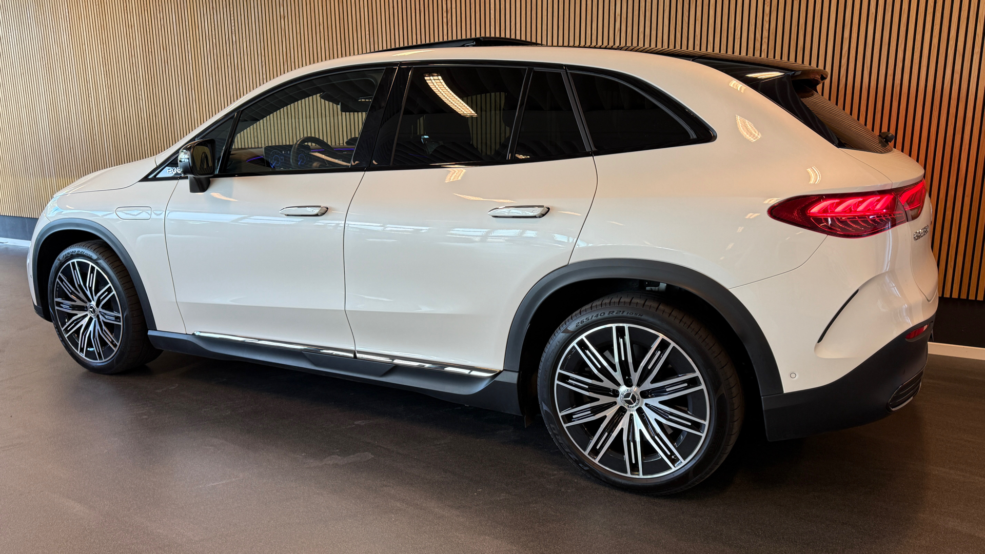 Billede af Mercedes-Benz EQE 350 EL AMG Premium Plus 4Matic 292HK 5d Aut.