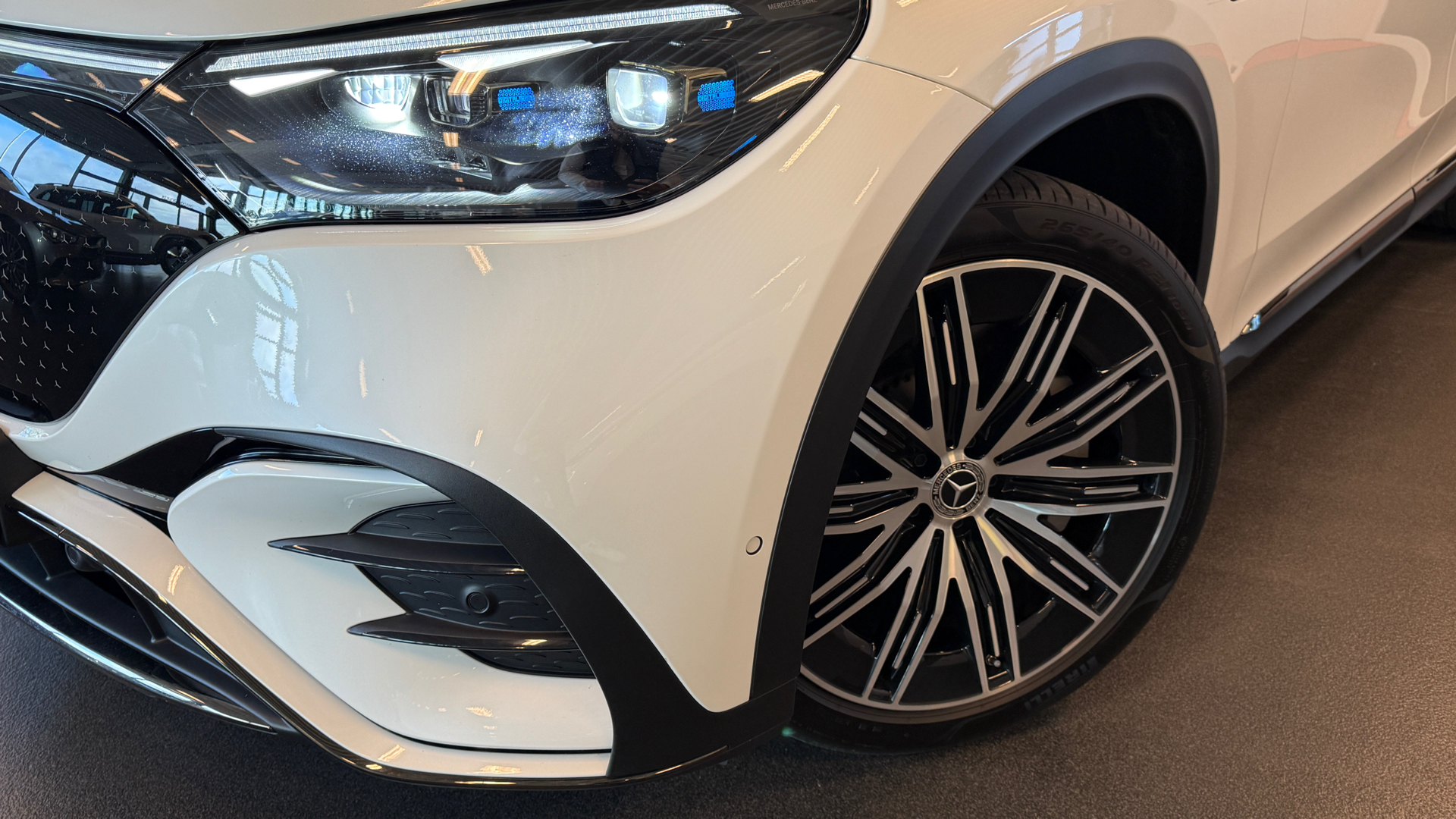 Billede af Mercedes-Benz EQE 350 EL AMG Premium Plus 4Matic 292HK 5d Aut.