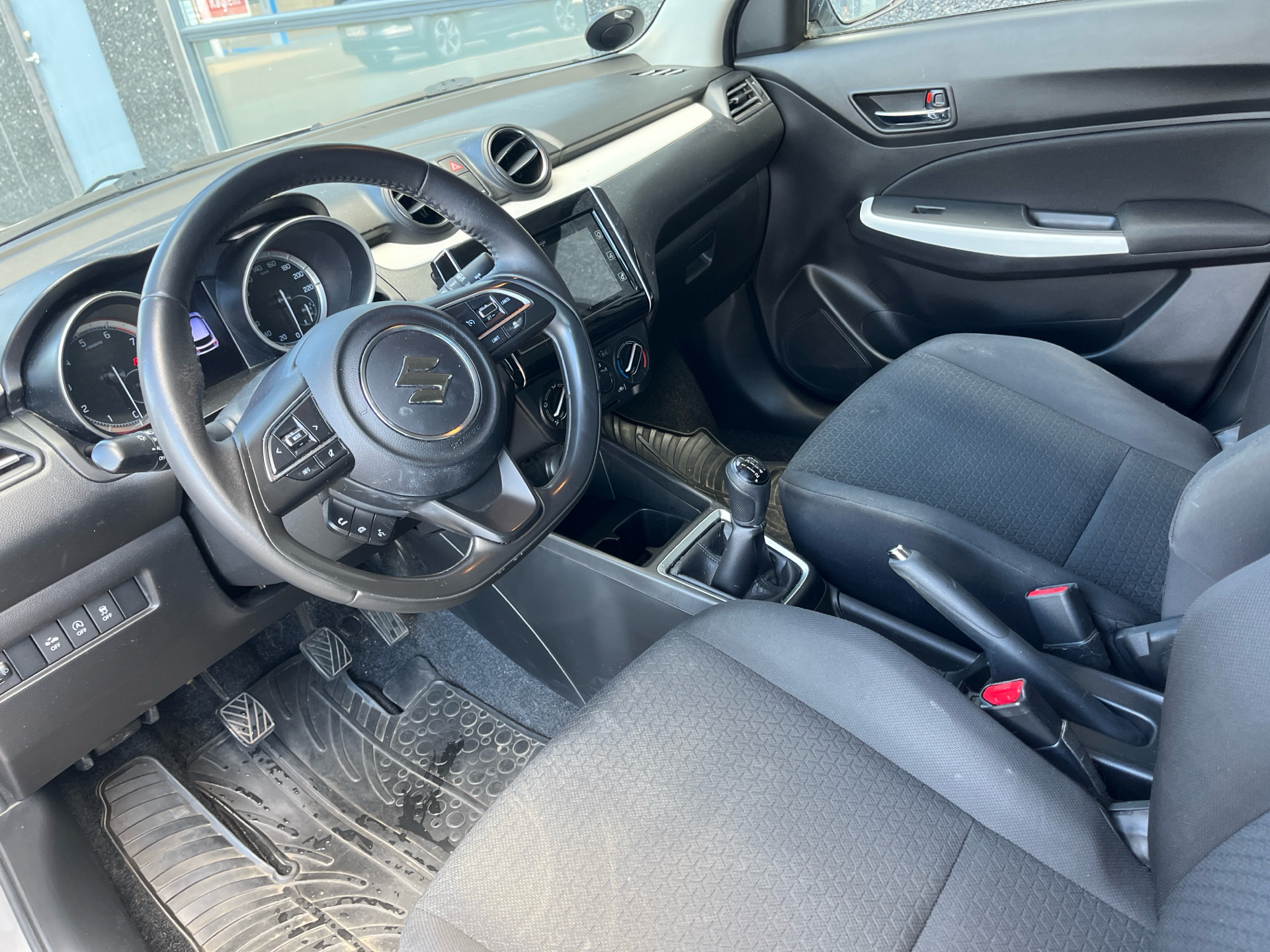 Billede af Suzuki Swift 1,2 Dualjet  Mild hybrid Action Star AEB Hybrid 90HK 5d
