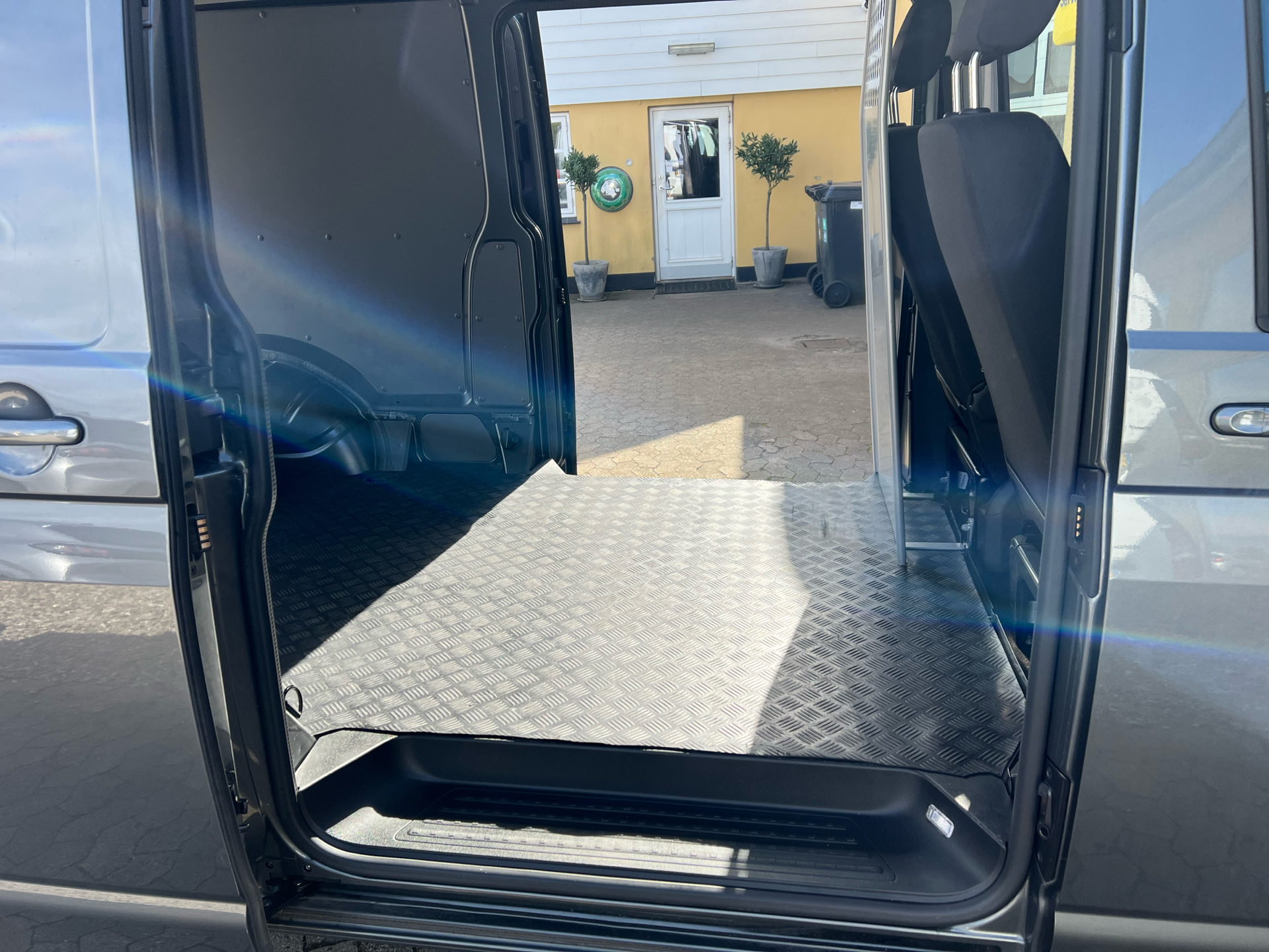 Billede af VW Transporter Lang 2,0 TDI BMT 4Motion DSG 150HK Van 7g Aut.