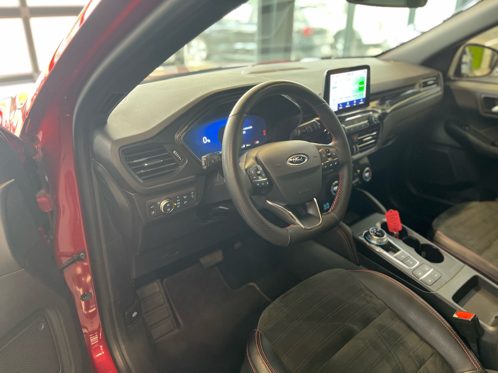 Billede af Ford Kuga 2,5 Plugin-hybrid ST-Line X CVT 225HK 5d Trinl. Gear