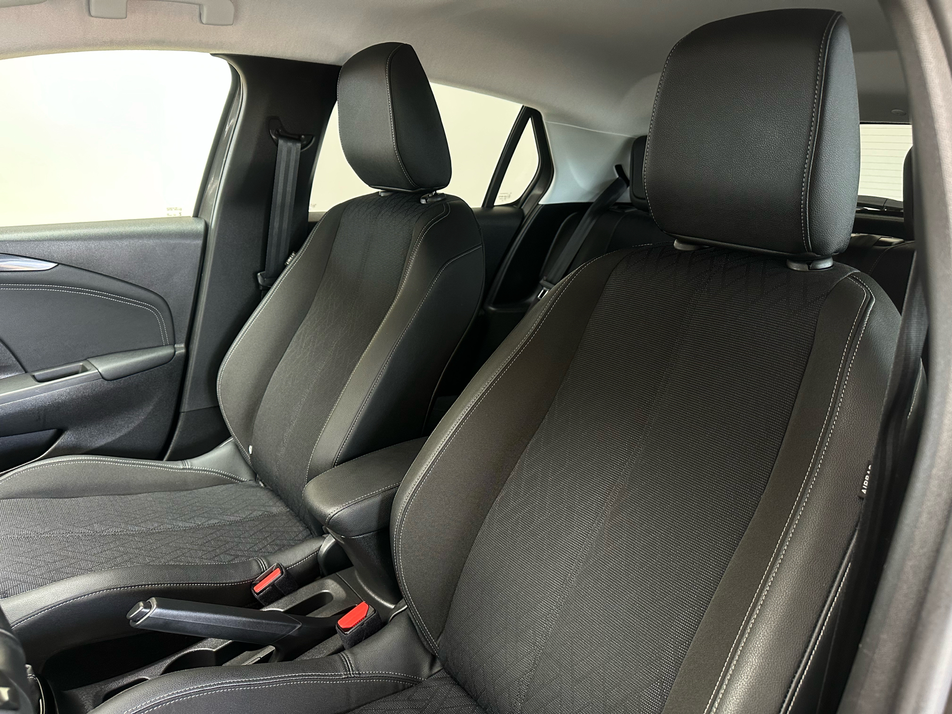 Billede af Opel Corsa 1,2 PureTech Elegance 100HK 5d 6g