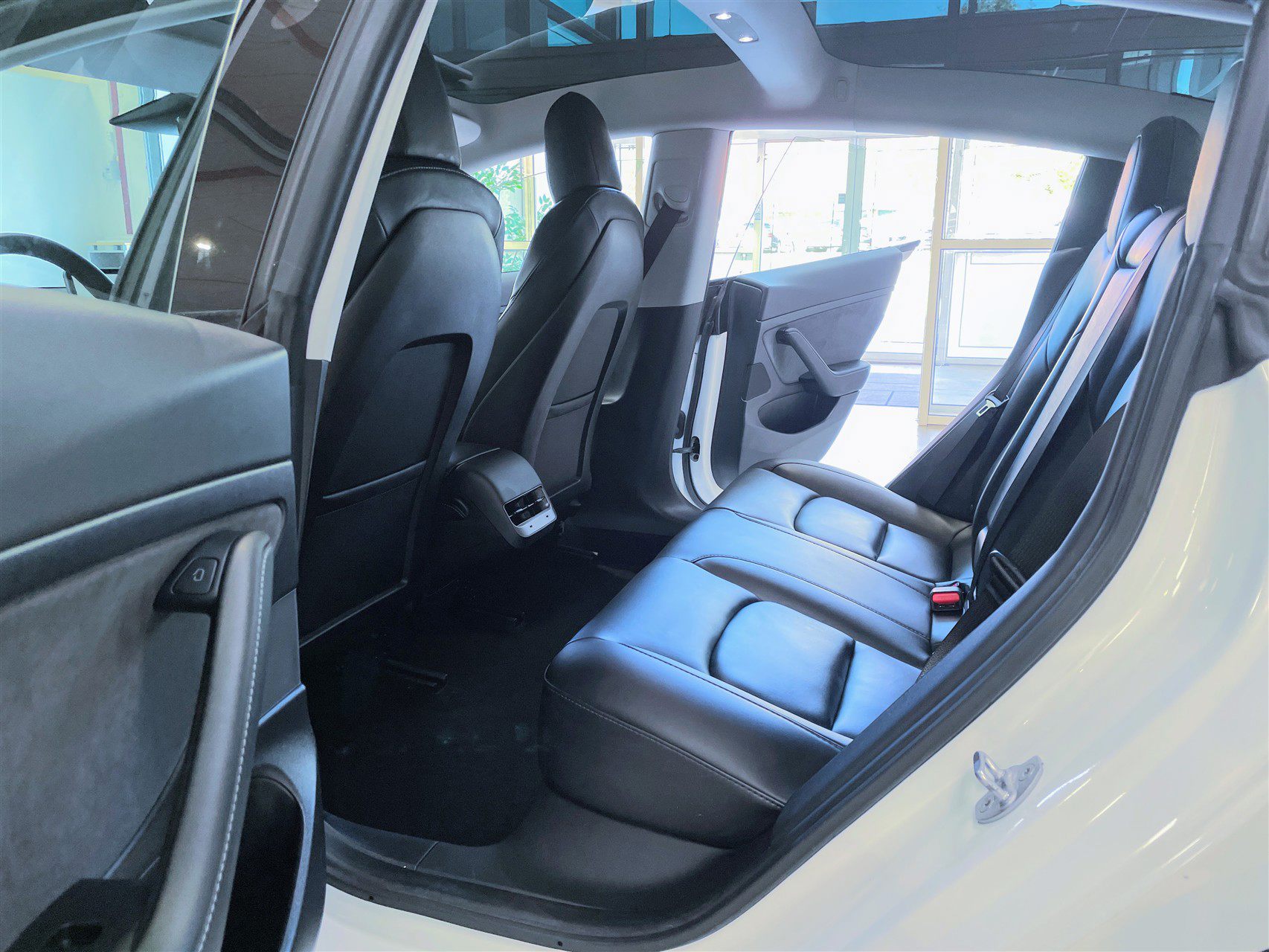 Billede af Tesla Model 3 EL Standard Range 283HK Aut.