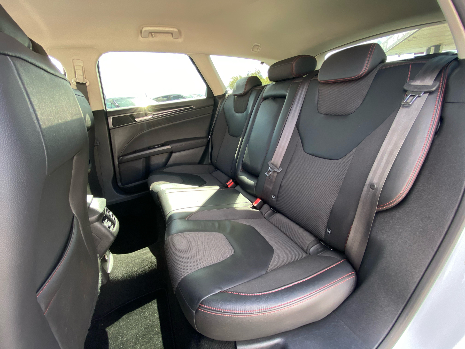 Billede af Ford Mondeo 2,0 TDCi ST-Line Powershift 180HK Stc 6g Aut.