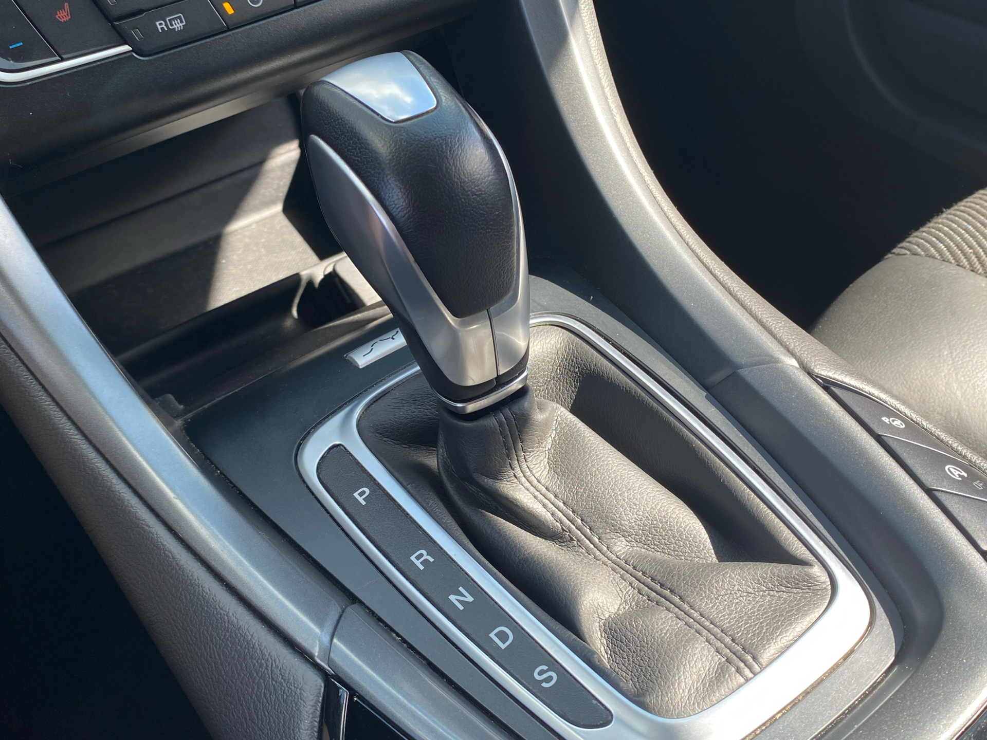 Billede af Ford Mondeo 2,0 TDCi ST-Line Powershift 180HK Stc 6g Aut.