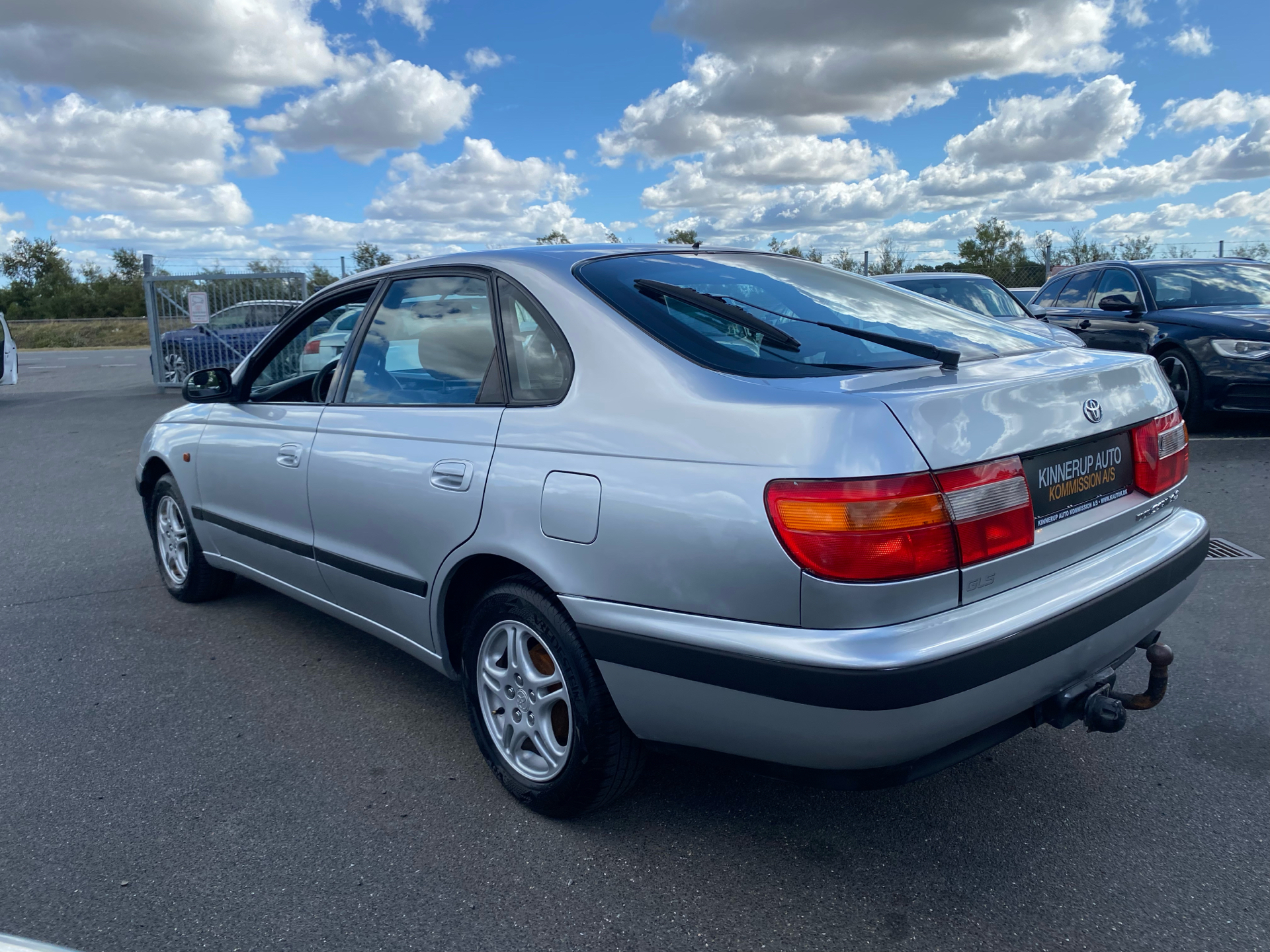 Billede af Toyota Carina E L/B 1,6 GLS 106HK 5d