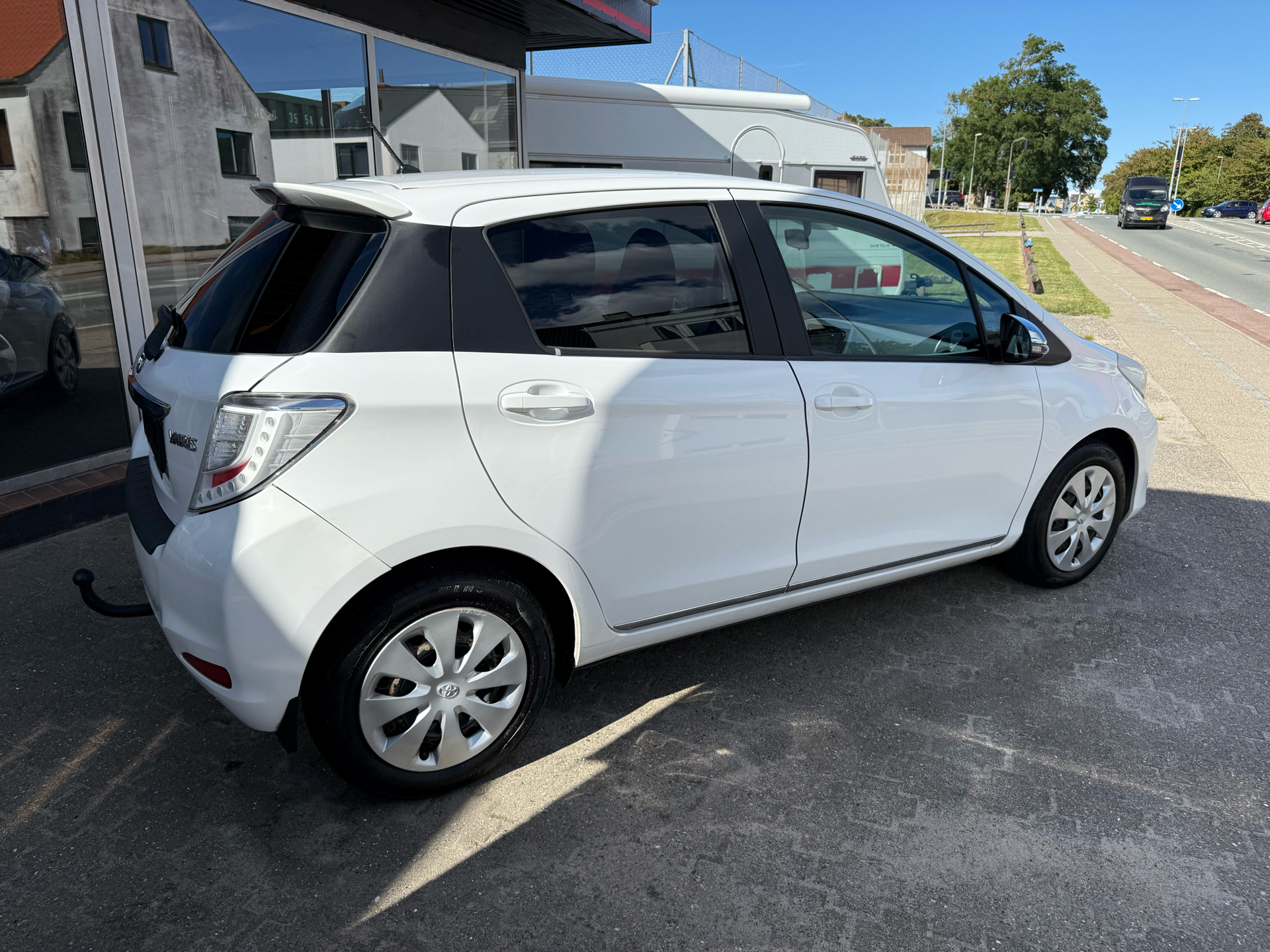Billede af Toyota Yaris 1,3 VVT-I T2 Trend 100HK 5d 6g