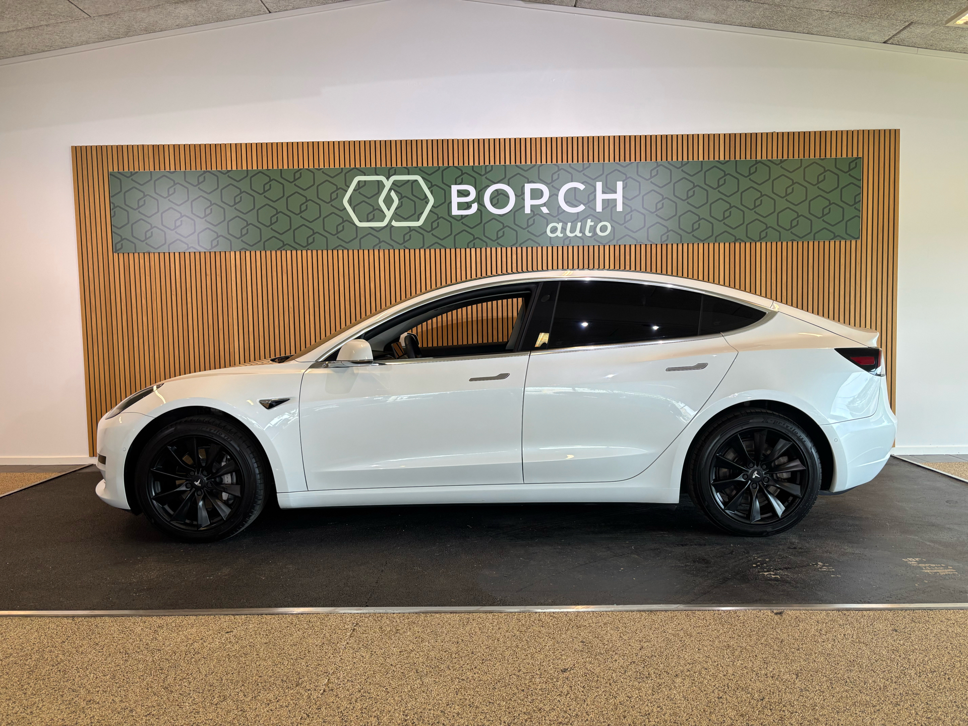 Billede af Tesla Model 3 EL Standard Range Plus 258HK Aut.
