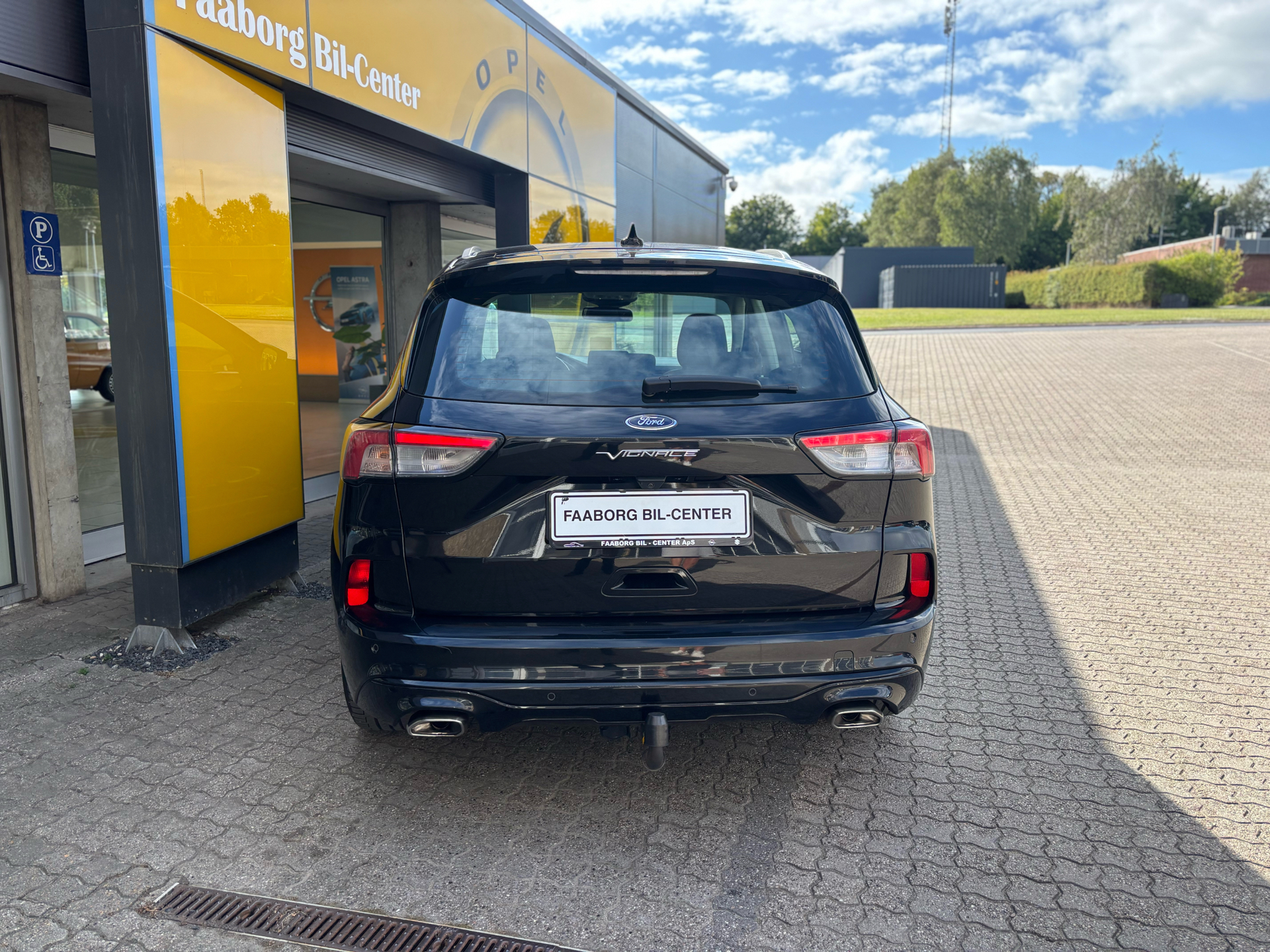 Billede af Ford Kuga 2,5 Plugin-hybrid Vignale CVT 225HK 5d Trinl. Gear