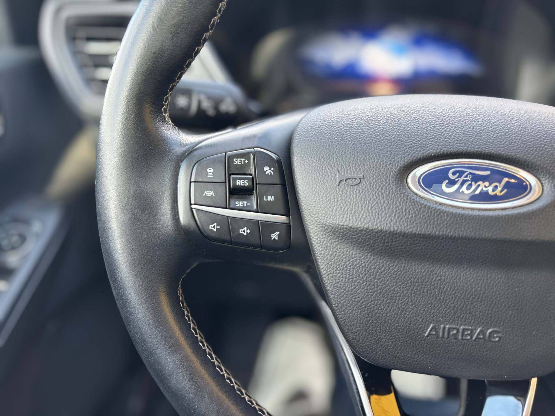 Billede af Ford Kuga 2,5 Plugin-hybrid Vignale CVT 225HK 5d Trinl. Gear