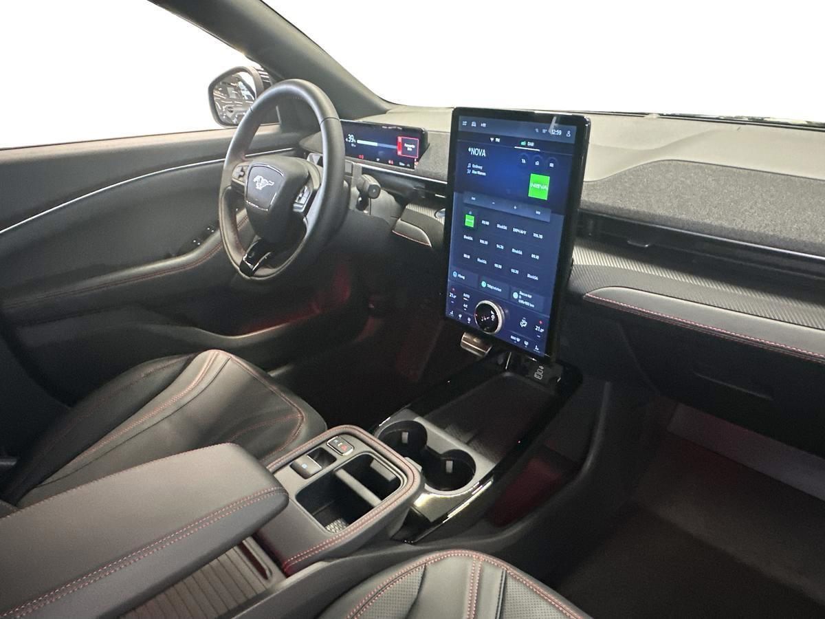 Billede af Ford Mustang Mach-E EL UR Premium 276HK 5d Aut.