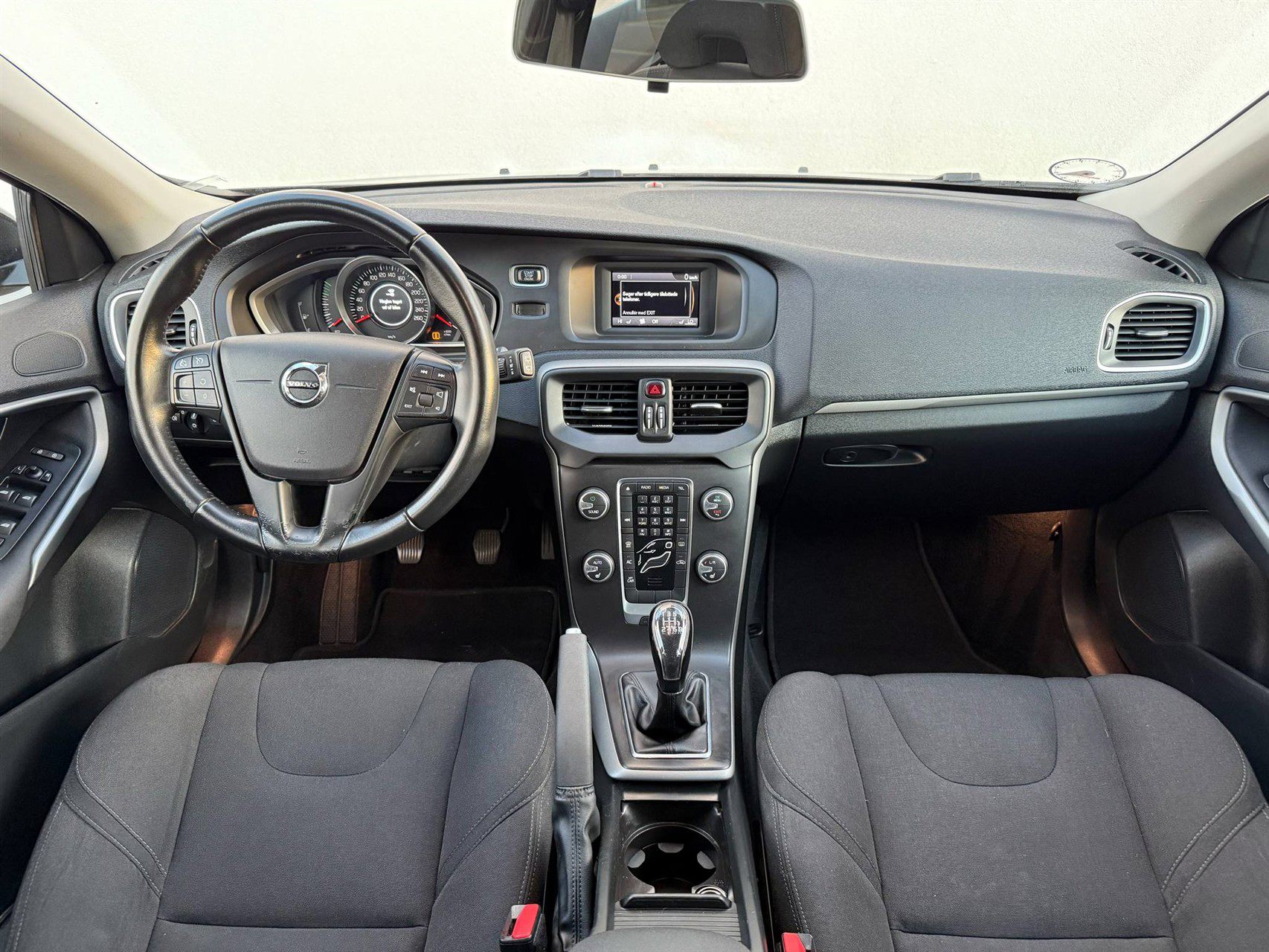 Billede af Volvo V40 2,0 D2 Eco Kinetic 120HK 5d 6g