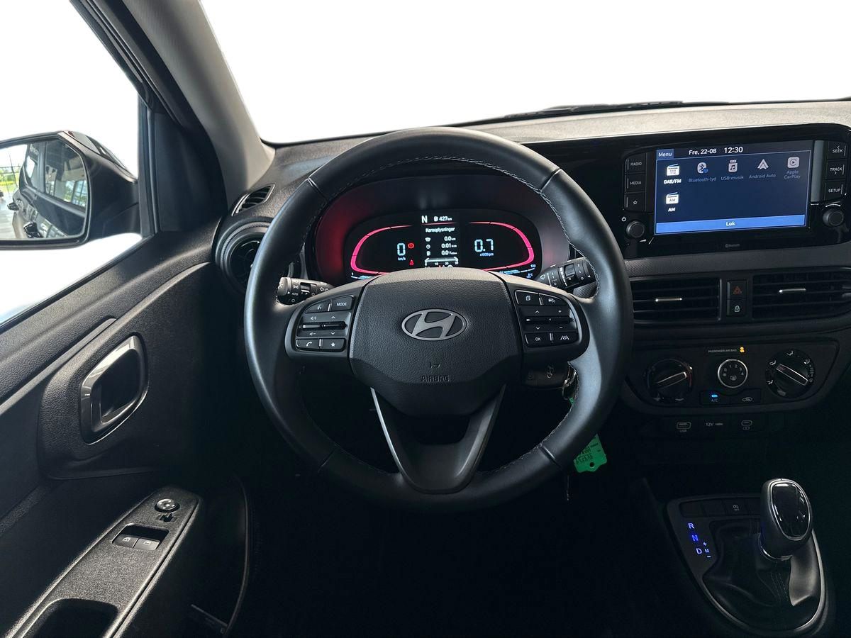 Billede af Hyundai i10 1,0 Essential AMT 67HK 5d Aut.