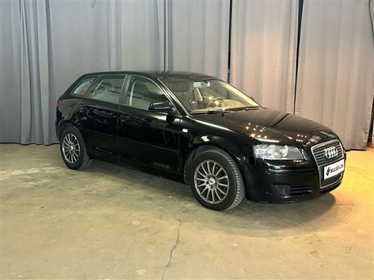 Audi A3 Sportback 1,6 Ambiente 102HK 5d