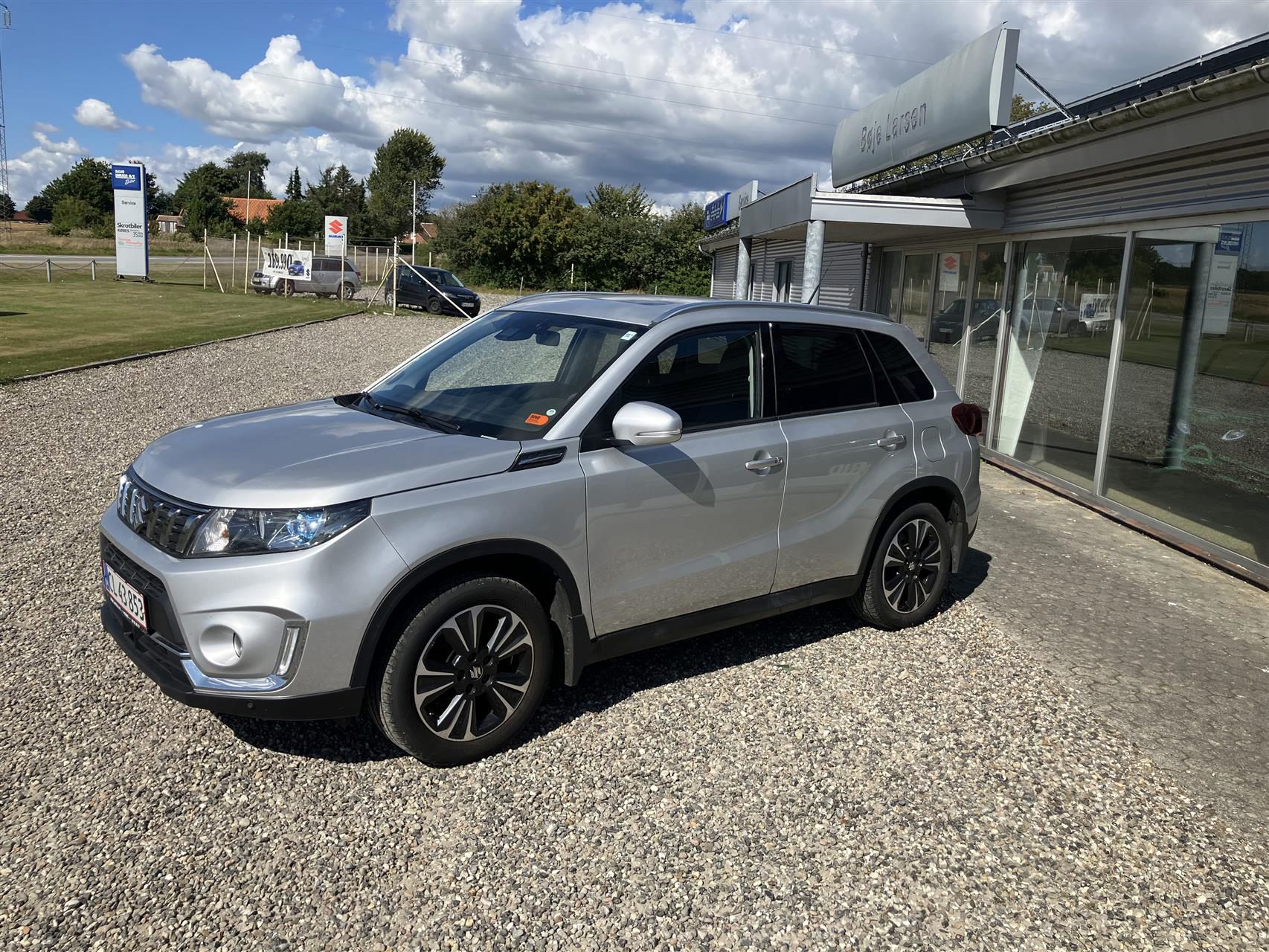 Billede af Suzuki Vitara 1,0 Boosterjet Adventure KUP 112HK 5d 6g Aut.