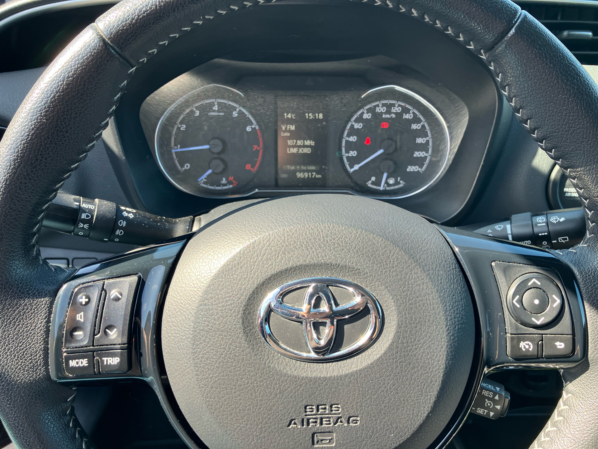 Billede af Toyota Yaris 1,5 VVT-I T3 Premiumpakke 111HK 5d 6g