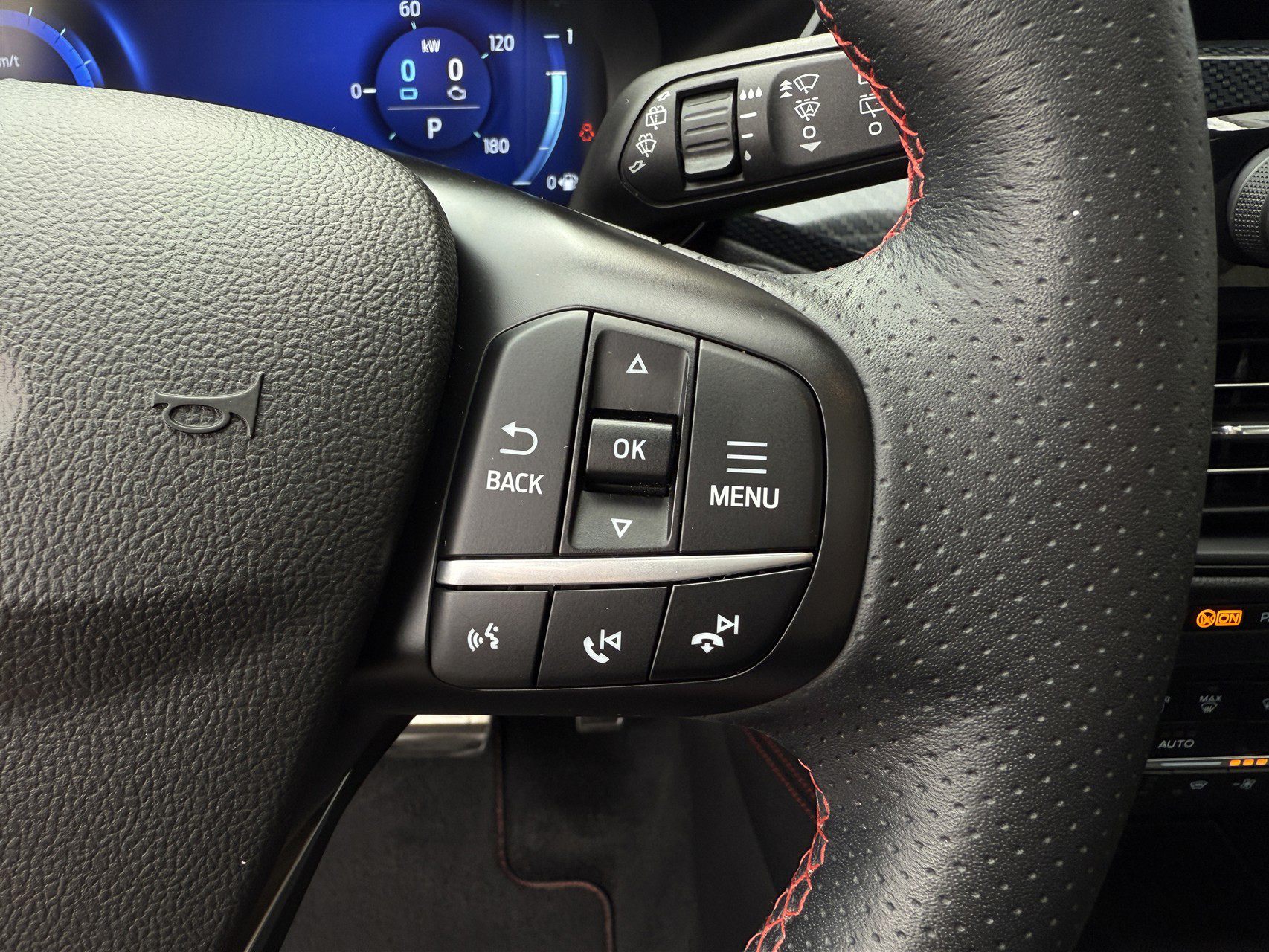 Billede af Ford Kuga 2,5 Plugin-hybrid ST-Line X CVT 225HK 5d Trinl. Gear