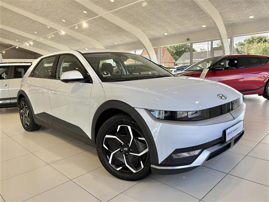 Hyundai Ioniq 5 Electric 72,6 kWh Essential 218HK 5d Aut.