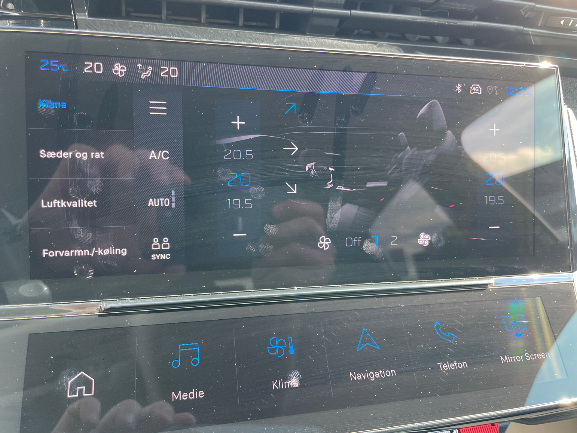 Billede af Peugeot 308 1,6 Plugin-hybrid First Selection Plus EAT8 180HK 5d 8g Aut.
