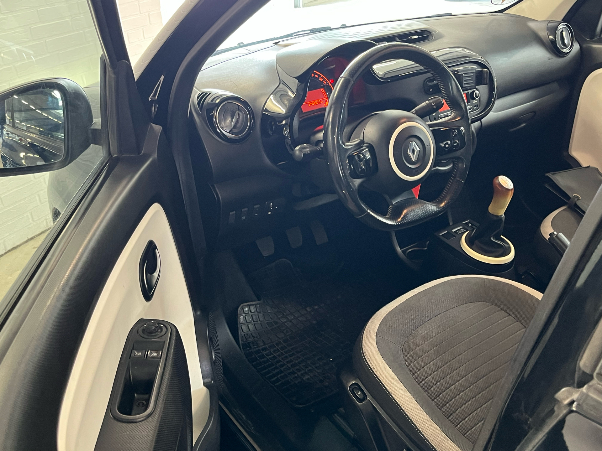 Billede af Renault Twingo 1,0 Sce Expression start/stop 70HK 5d