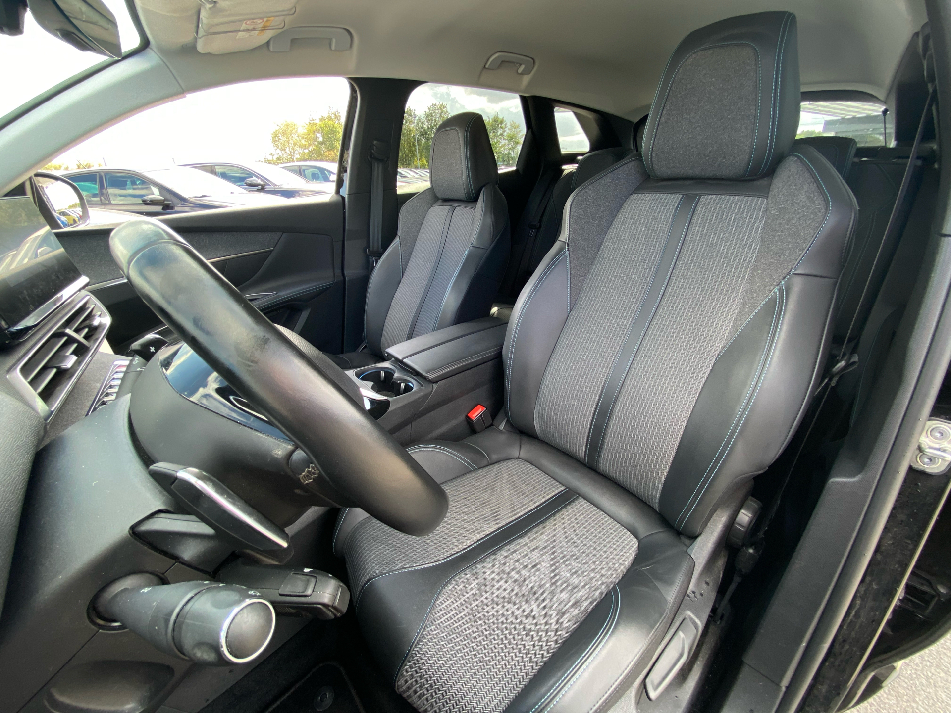 Billede af Peugeot 3008 1,6 PureTech  Plugin-hybrid Allure Pack EAT8 225HK 5d 8g Aut.