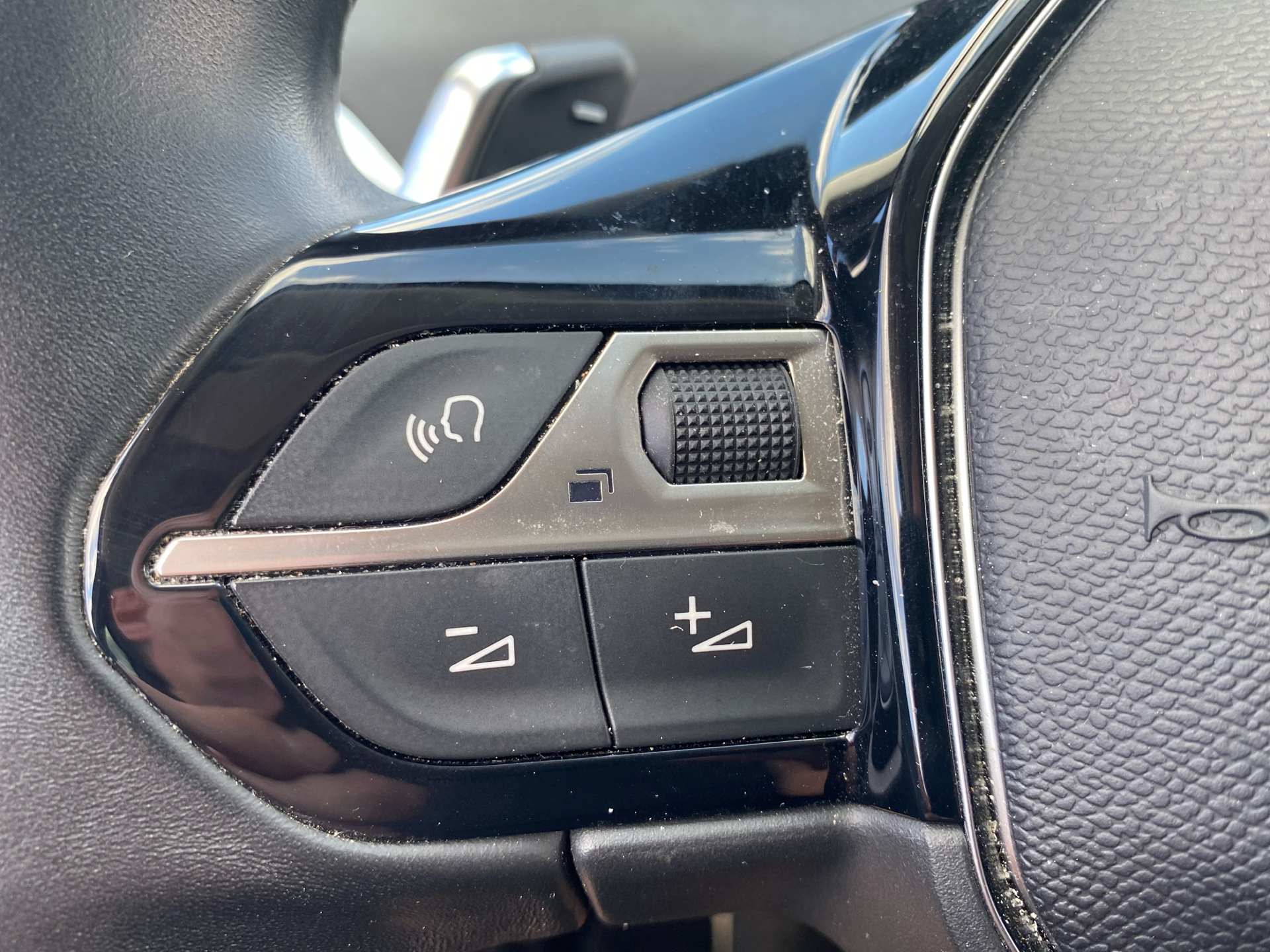 Billede af Peugeot 3008 1,6 PureTech  Plugin-hybrid Allure Pack EAT8 225HK 5d 8g Aut.