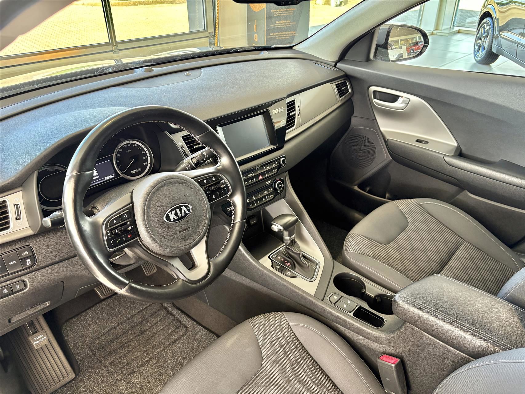 Billede af Kia Niro 1,6 GDI PHEV  Plugin-hybrid Comfort DCT 141HK 5d 6g Aut.