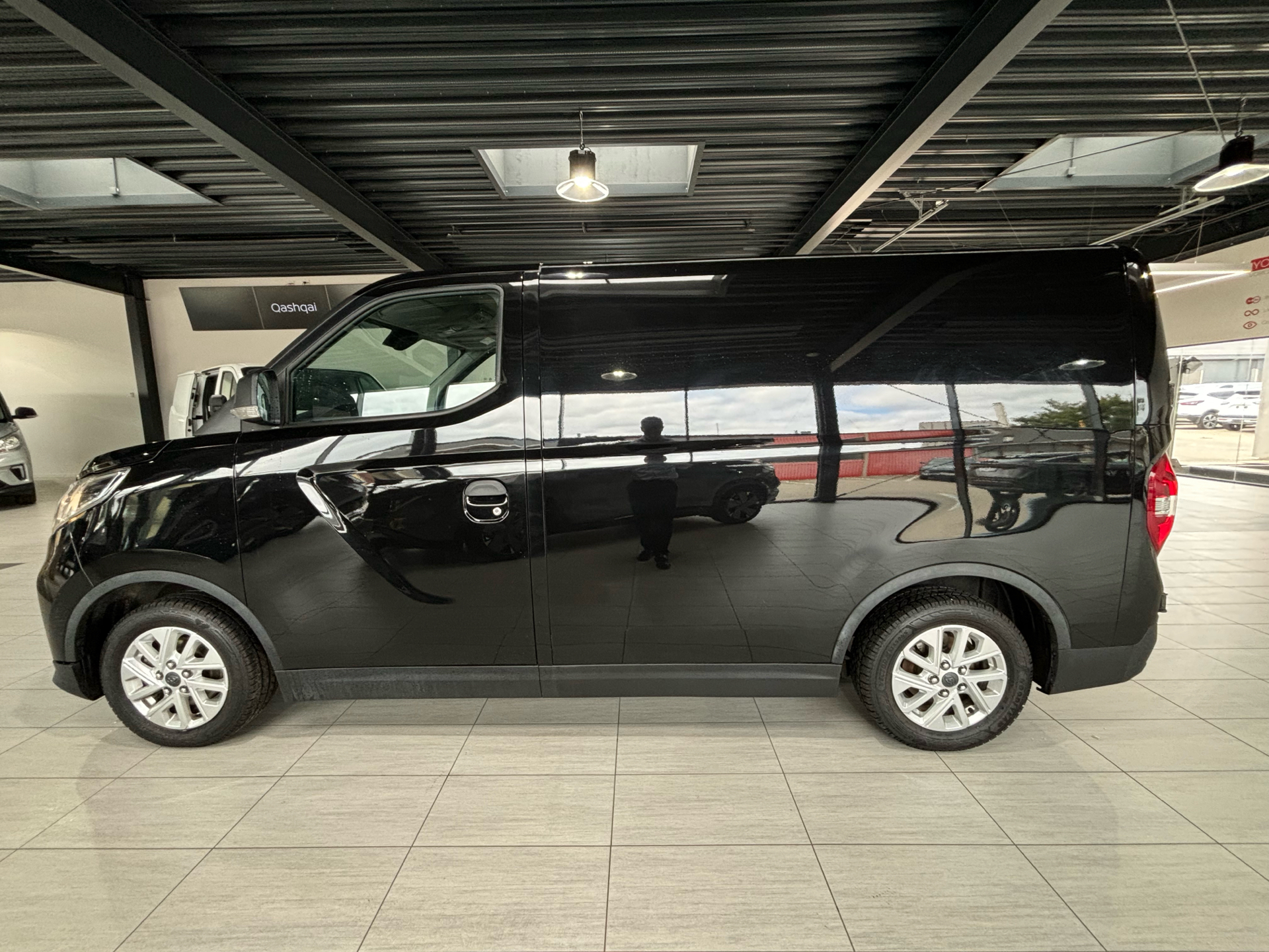Billede af Maxus e-Deliver 3 SWB EL 122HK Van Aut.