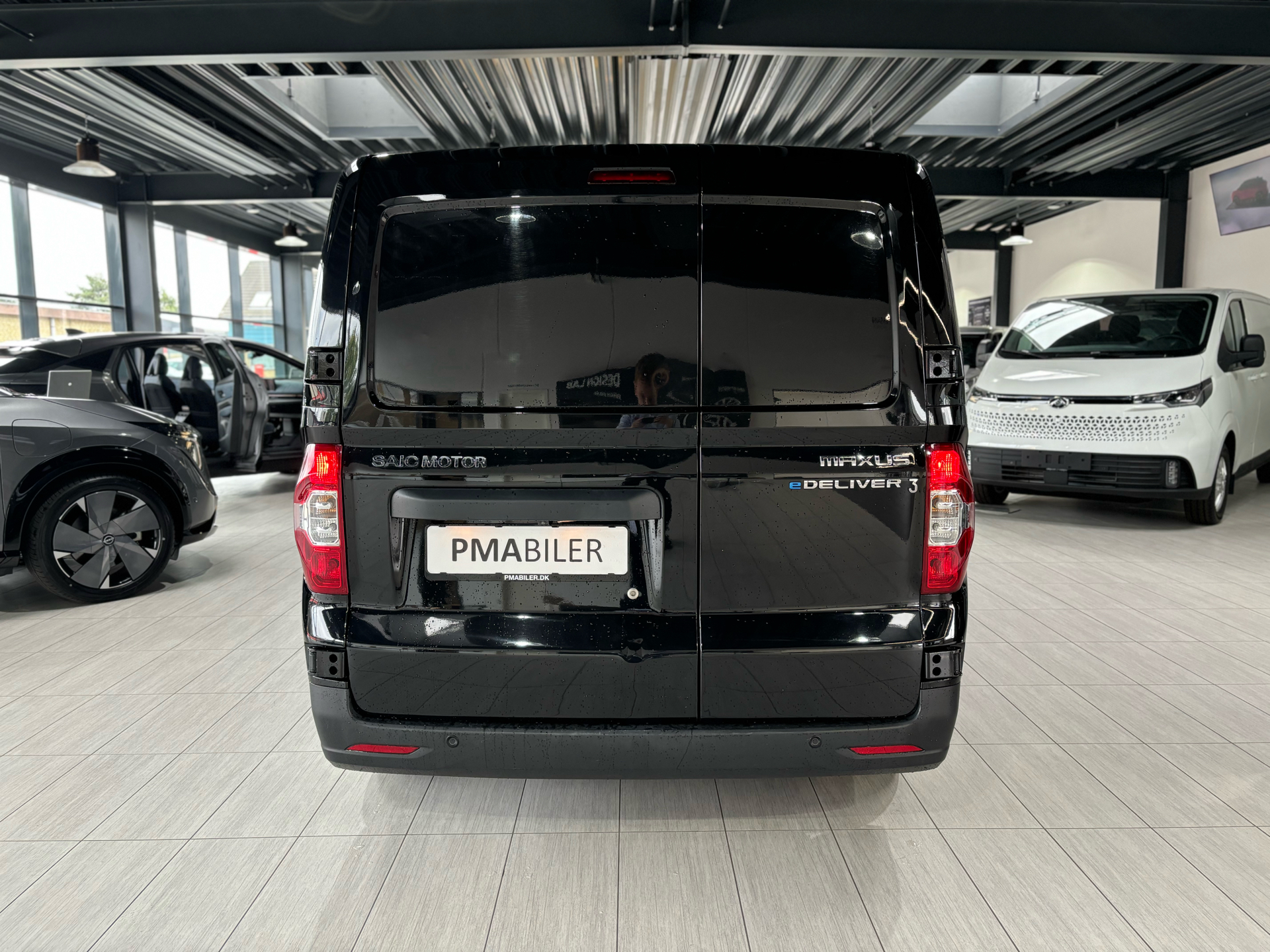 Billede af Maxus e-Deliver 3 SWB EL 122HK Van Aut.