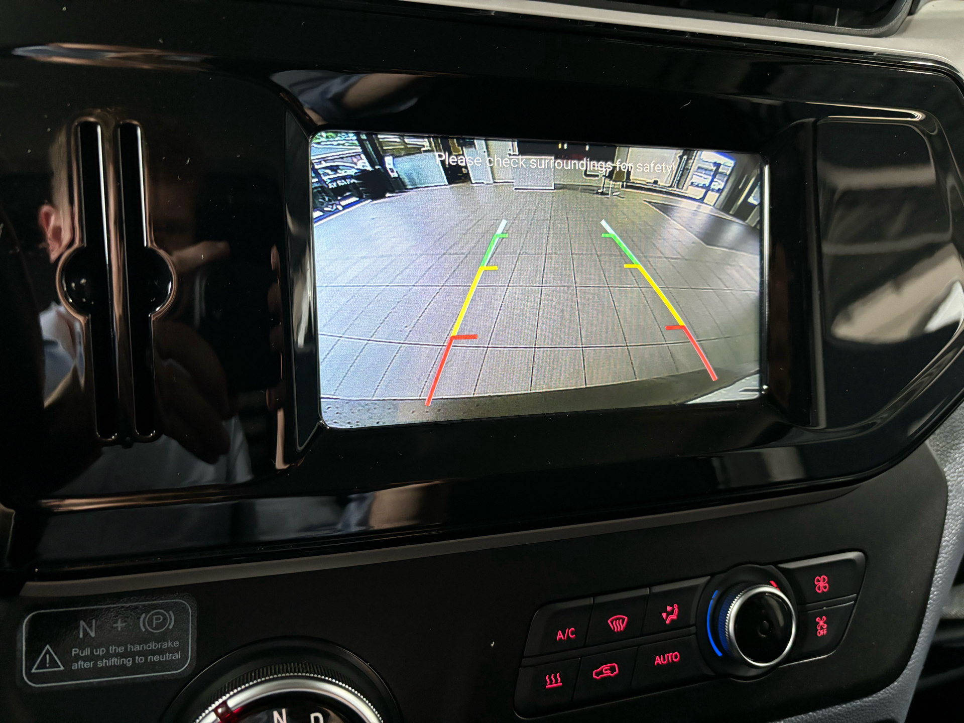 Billede af Maxus e-Deliver 3 SWB EL 122HK Van Aut.