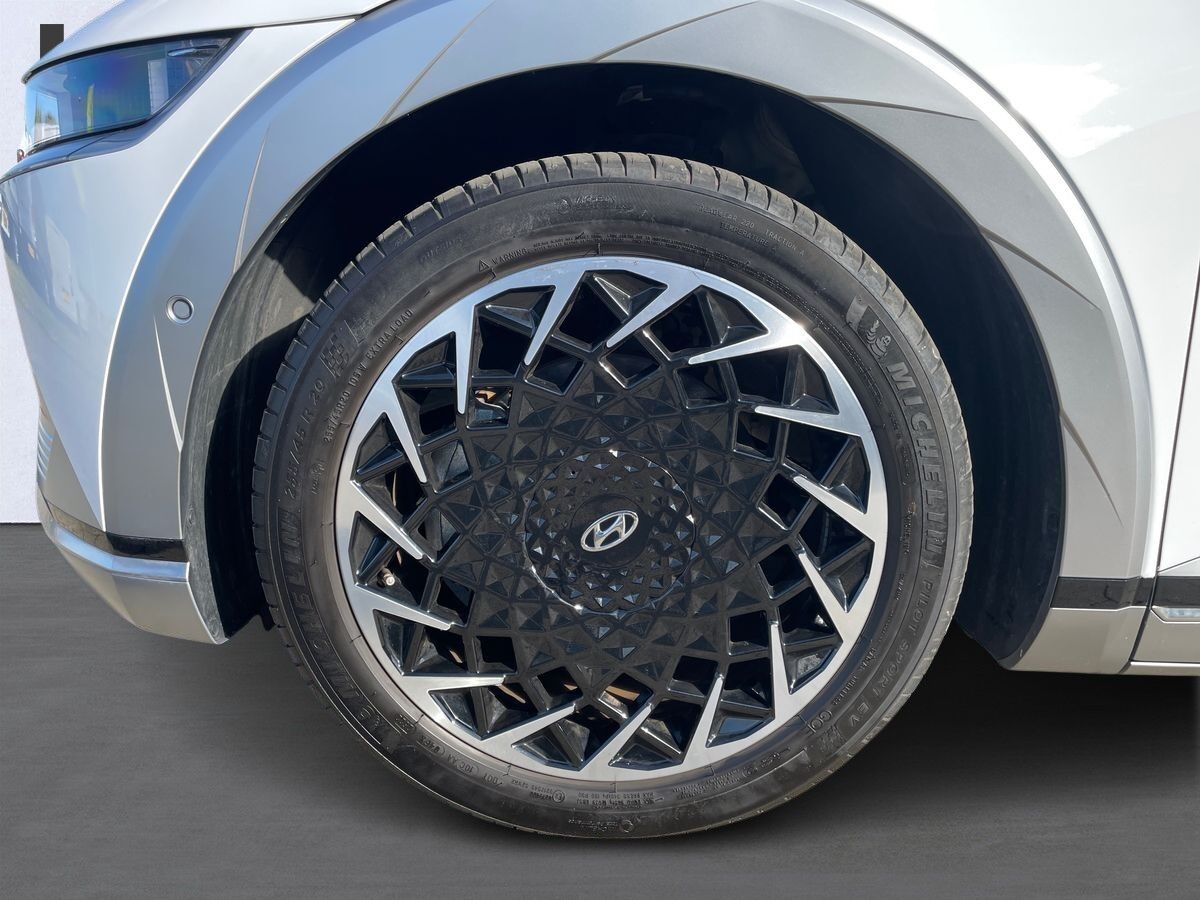 Billede af Hyundai Ioniq 5 Electric 77,4 kWh Ultimate 4WD 325HK 5d Aut.