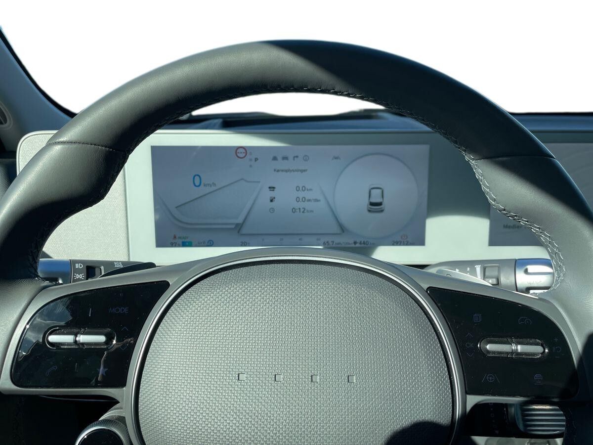 Billede af Hyundai Ioniq 5 Electric 77,4 kWh Ultimate 4WD 325HK 5d Aut.