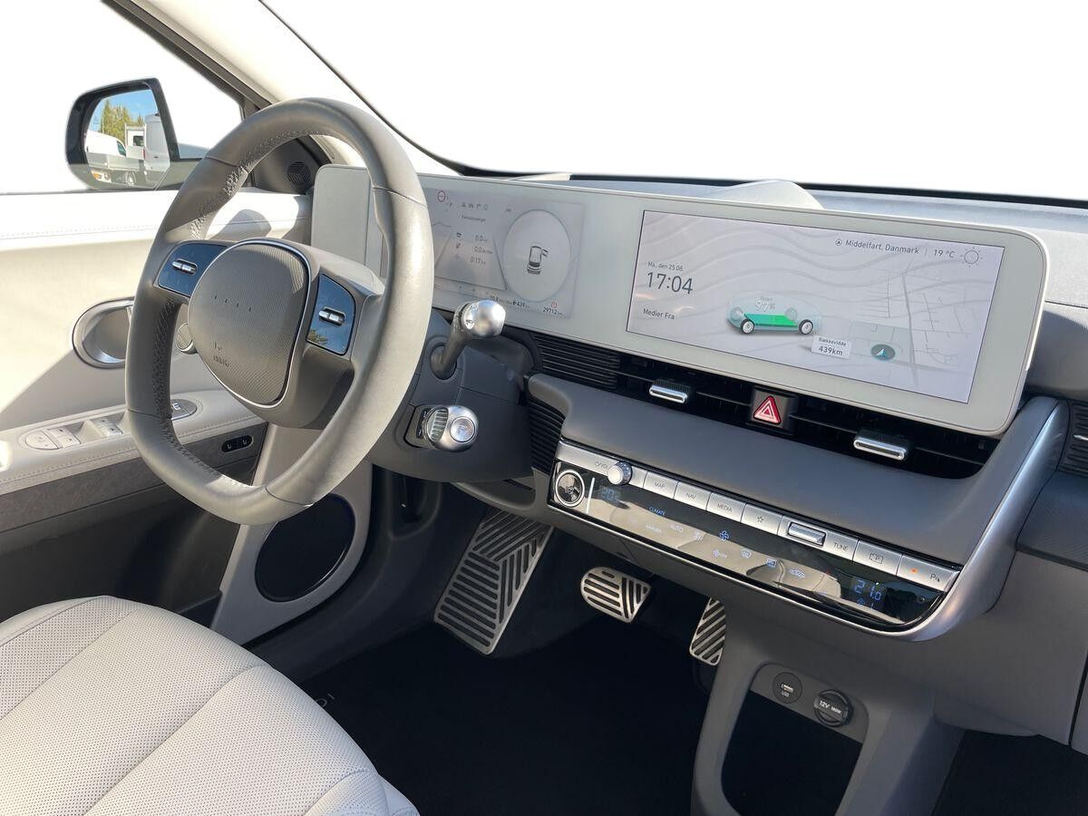 Billede af Hyundai Ioniq 5 Electric 77,4 kWh Ultimate 4WD 325HK 5d Aut.