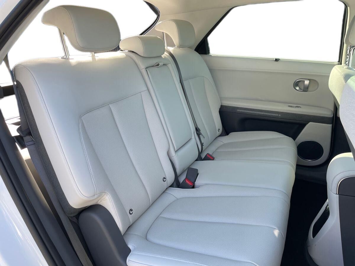 Billede af Hyundai Ioniq 5 Electric 77,4 kWh Ultimate 4WD 325HK 5d Aut.