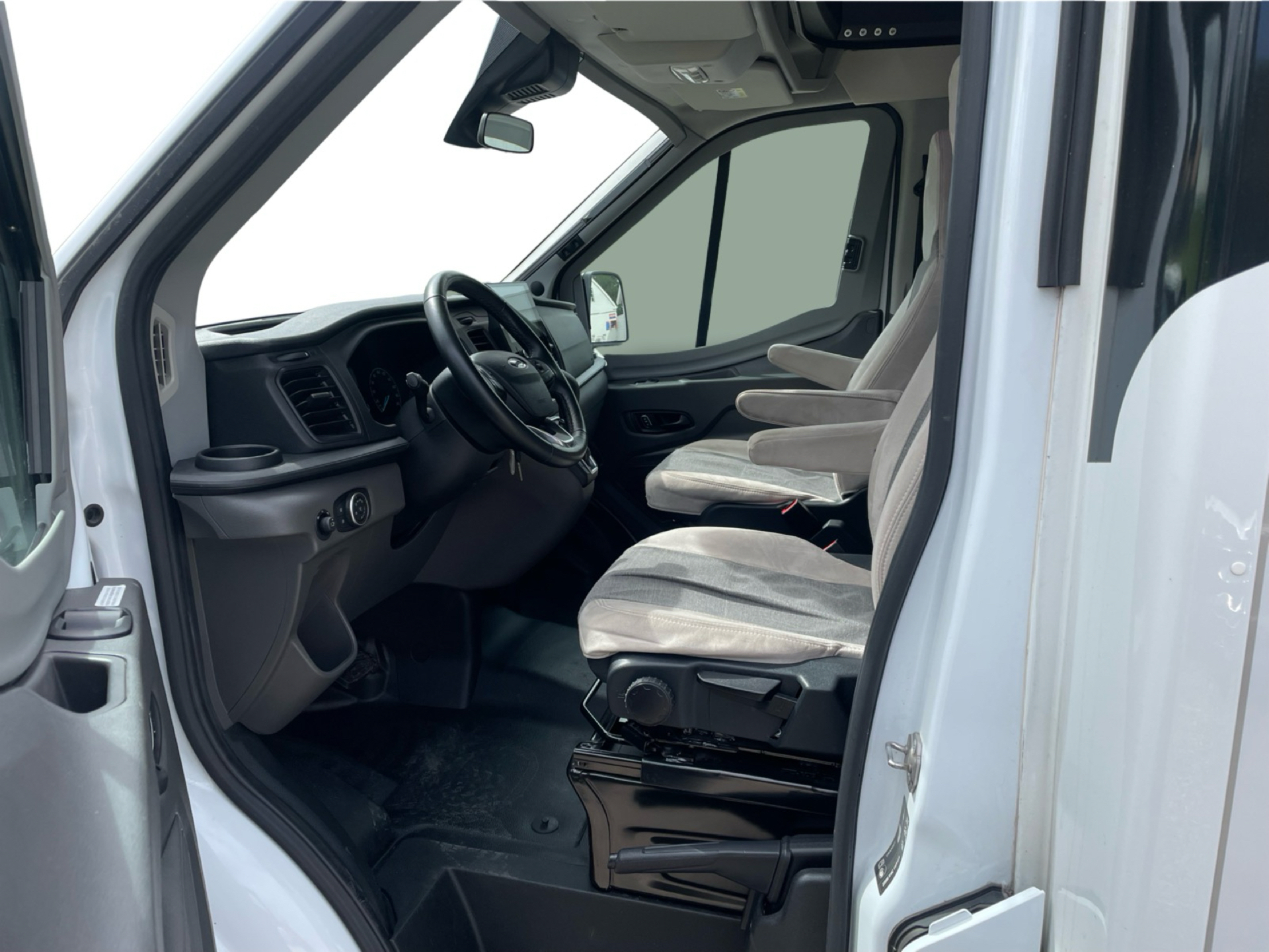 Billede af Chausson Titanium 627 GA  2,0 TDCI 170HK 3d 6g Aut.