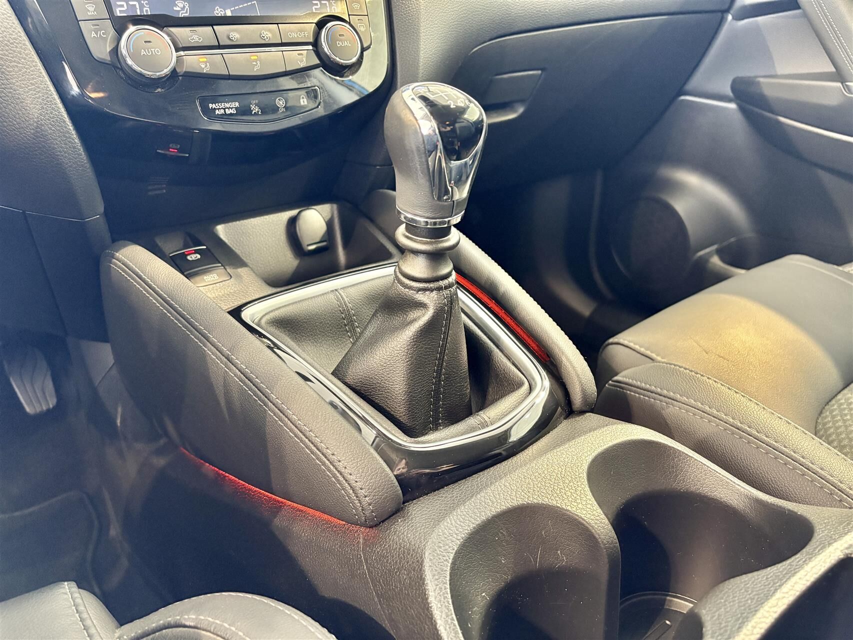 Billede af Nissan Qashqai 1,3 Dig-T Tekna 140HK 5d 6g