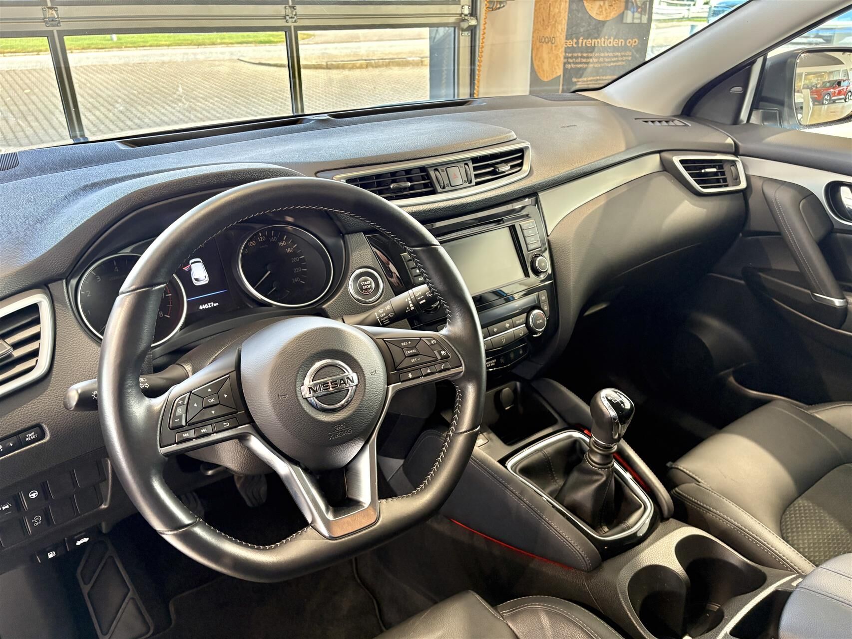 Billede af Nissan Qashqai 1,3 Dig-T Tekna 140HK 5d 6g