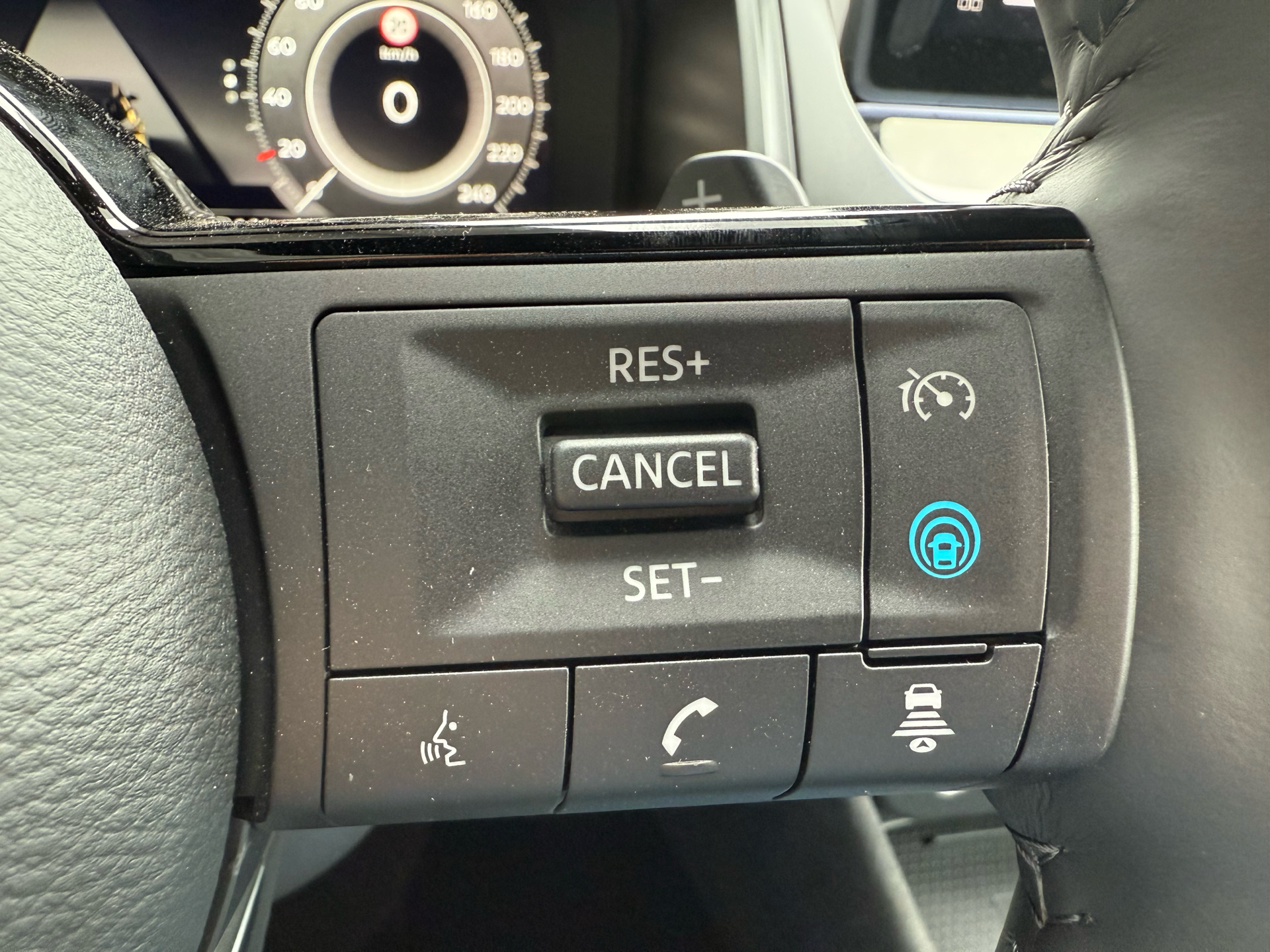 Billede af Nissan Qashqai 1,3 MHEV  Mild hybrid Tekna+ X-Tronic 158HK 5d 7g Aut.