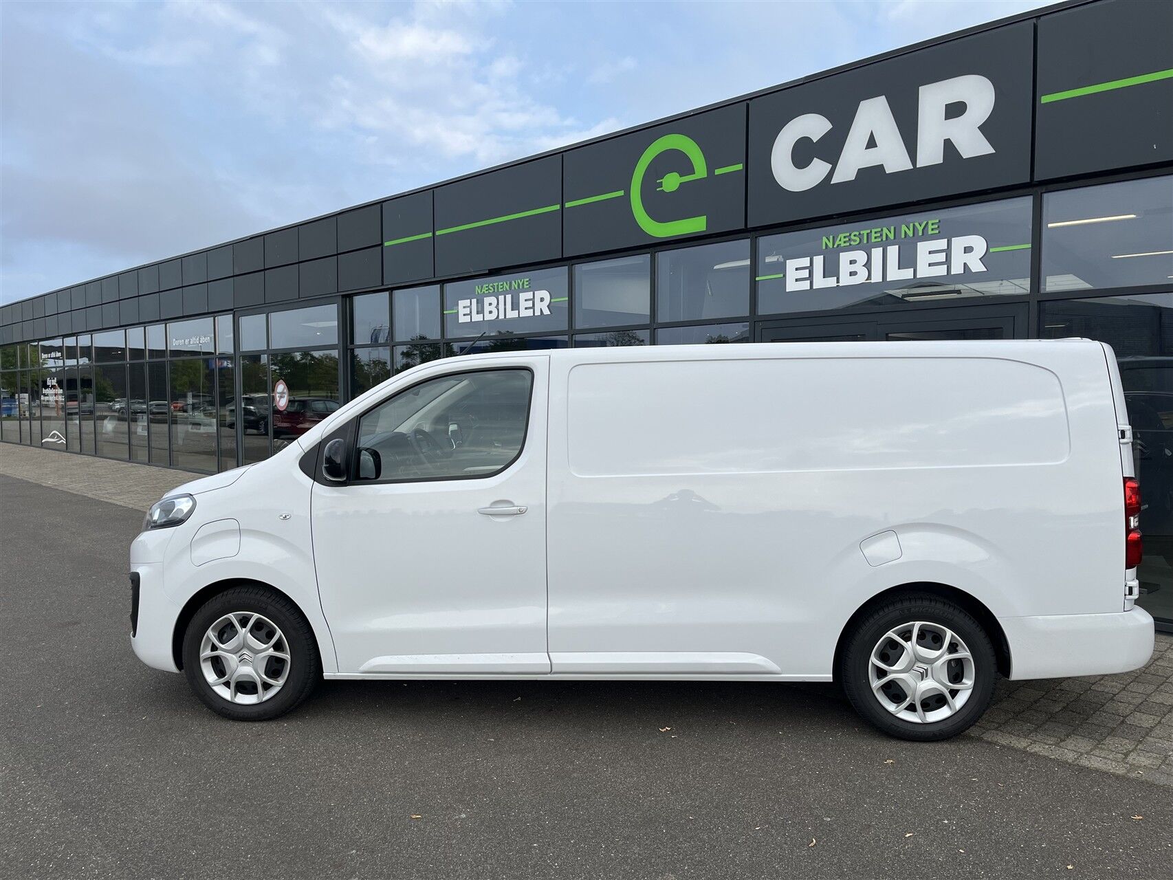 Billede af Citroën e-Jumpy L3 EL Masterline 136HK Van Trinl. Gear