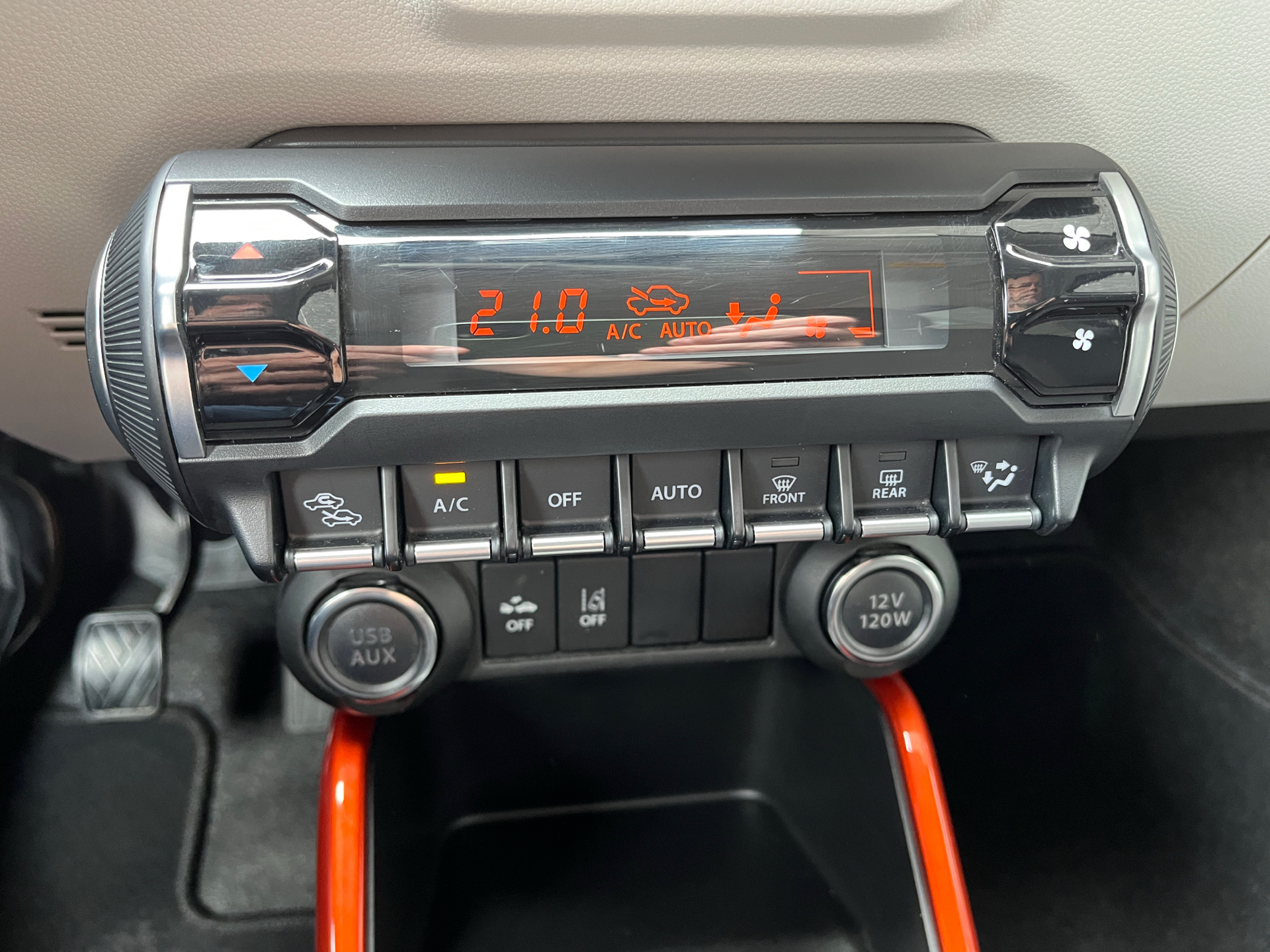 Billede af Suzuki Ignis 1,2 Dualjet  Mild hybrid Adventure Holiday mild-hybrid 90HK 5d