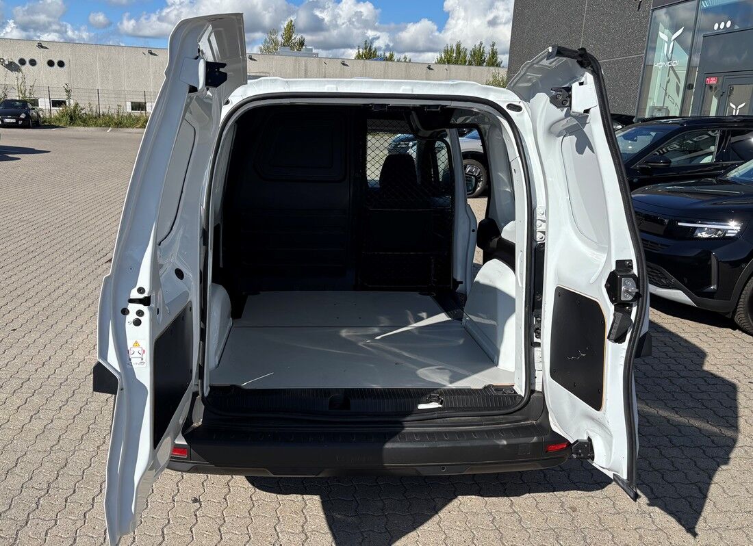 Billede af Renault Kangoo L1 E-TECH Open Sesame 120HK Van Aut.