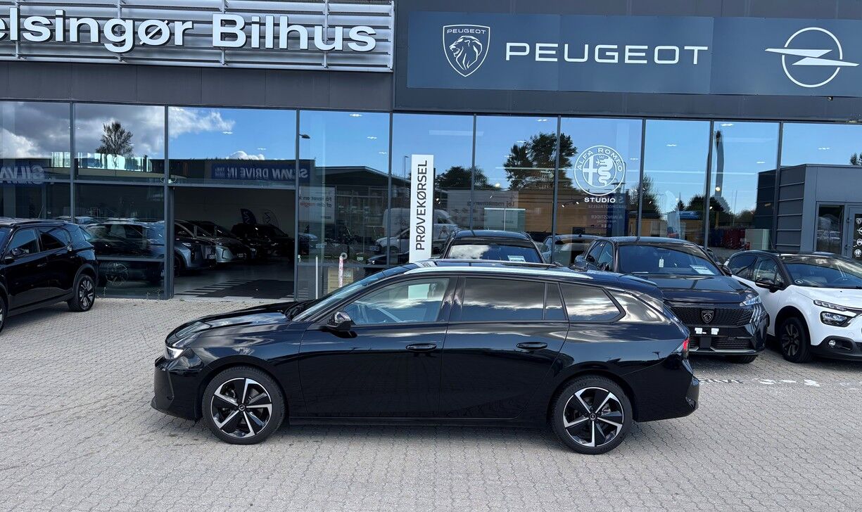 Billede af Opel Astra Sports Tourer 1,2 PureTech Elegance 130HK Stc 8g Aut.