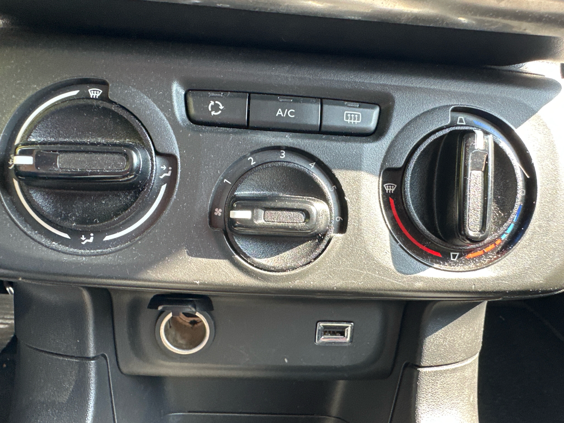 Billede af Citroën C3 1,2 PureTech Live 83HK 5d