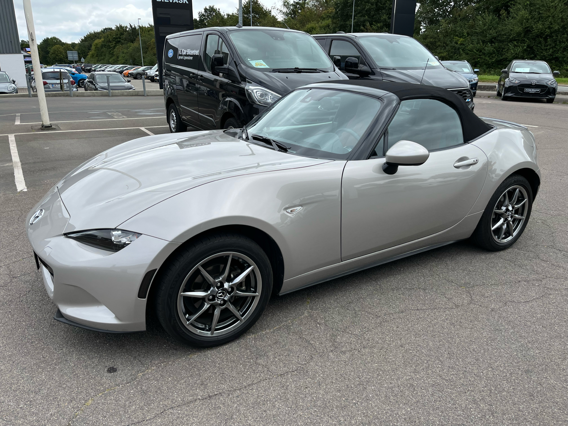 Billede af Mazda MX-5 1,5 Skyactiv-G Cosmo 132HK Cabr. 6g