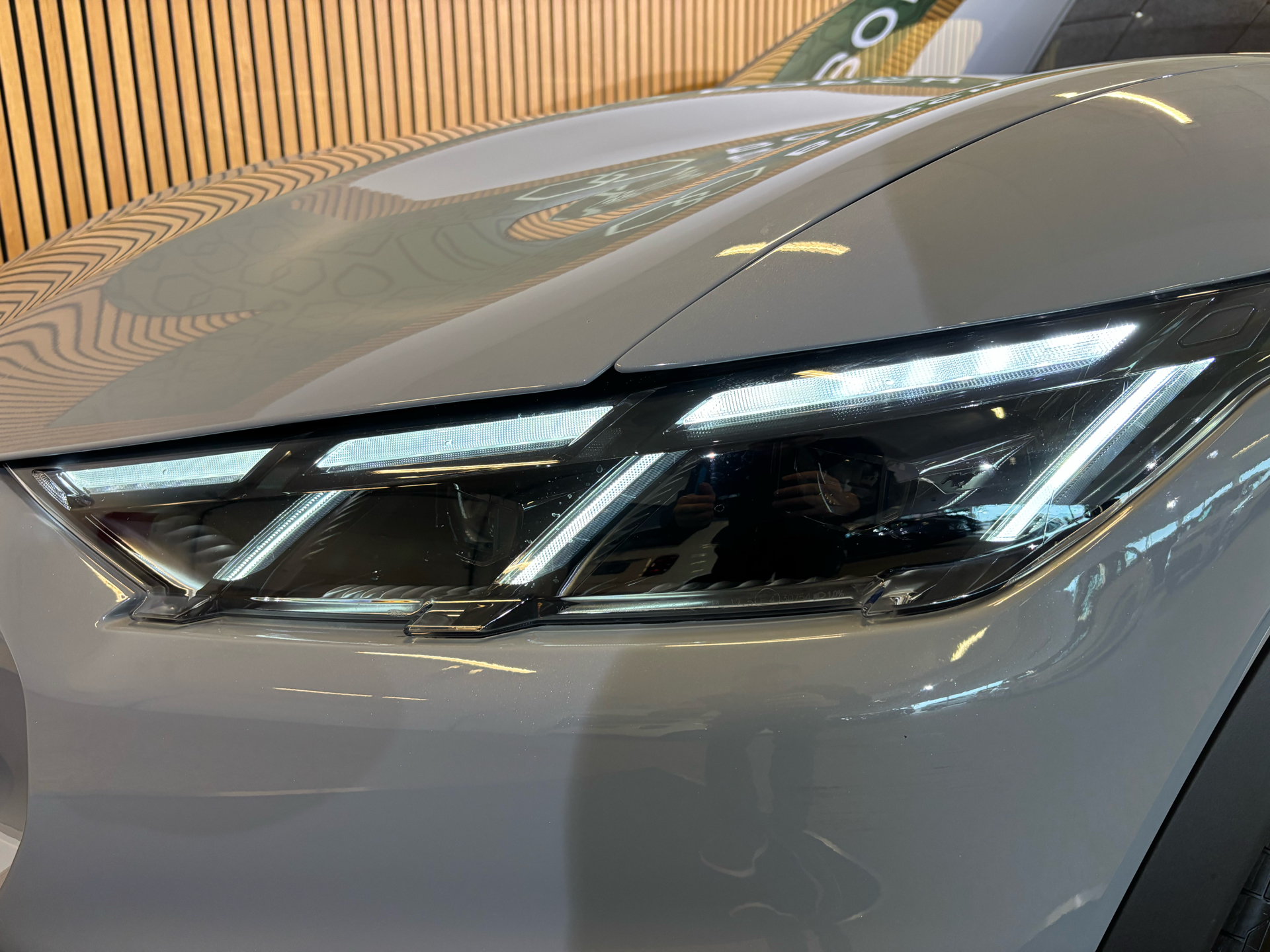 Billede af Ford Mustang Mach-E EL SR 269HK 5d Aut.