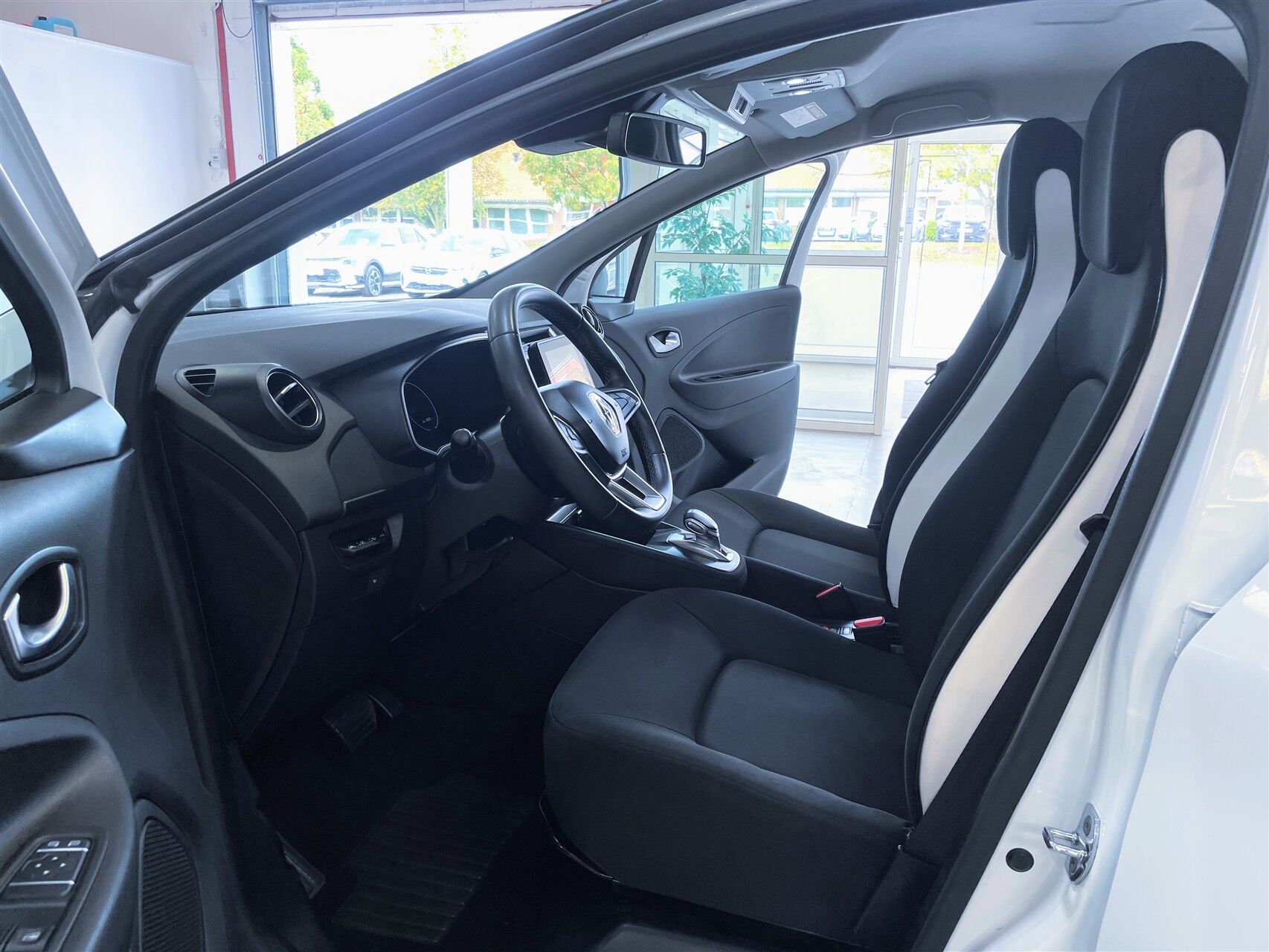 Billede af Renault Zoe 52 kWh Business 109HK 5d Aut.
