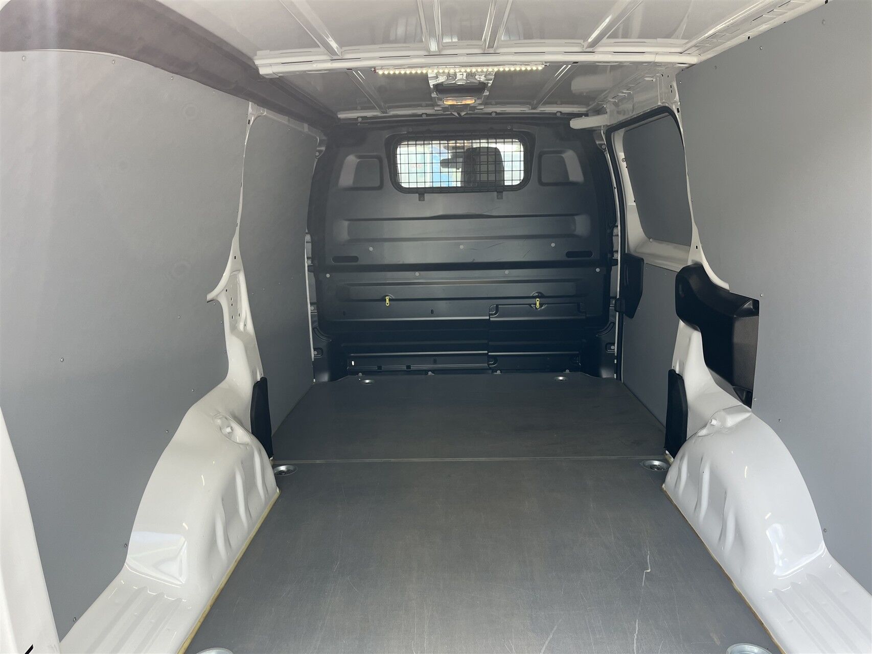 Billede af Citroën e-Jumpy L3 EL Masterline 136HK Van Trinl. Gear